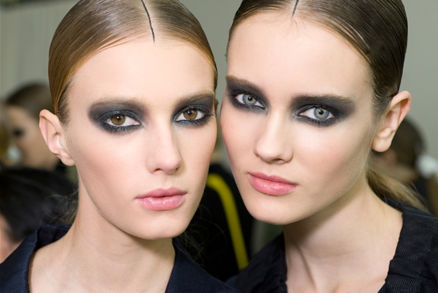chanel 2011 makeup look