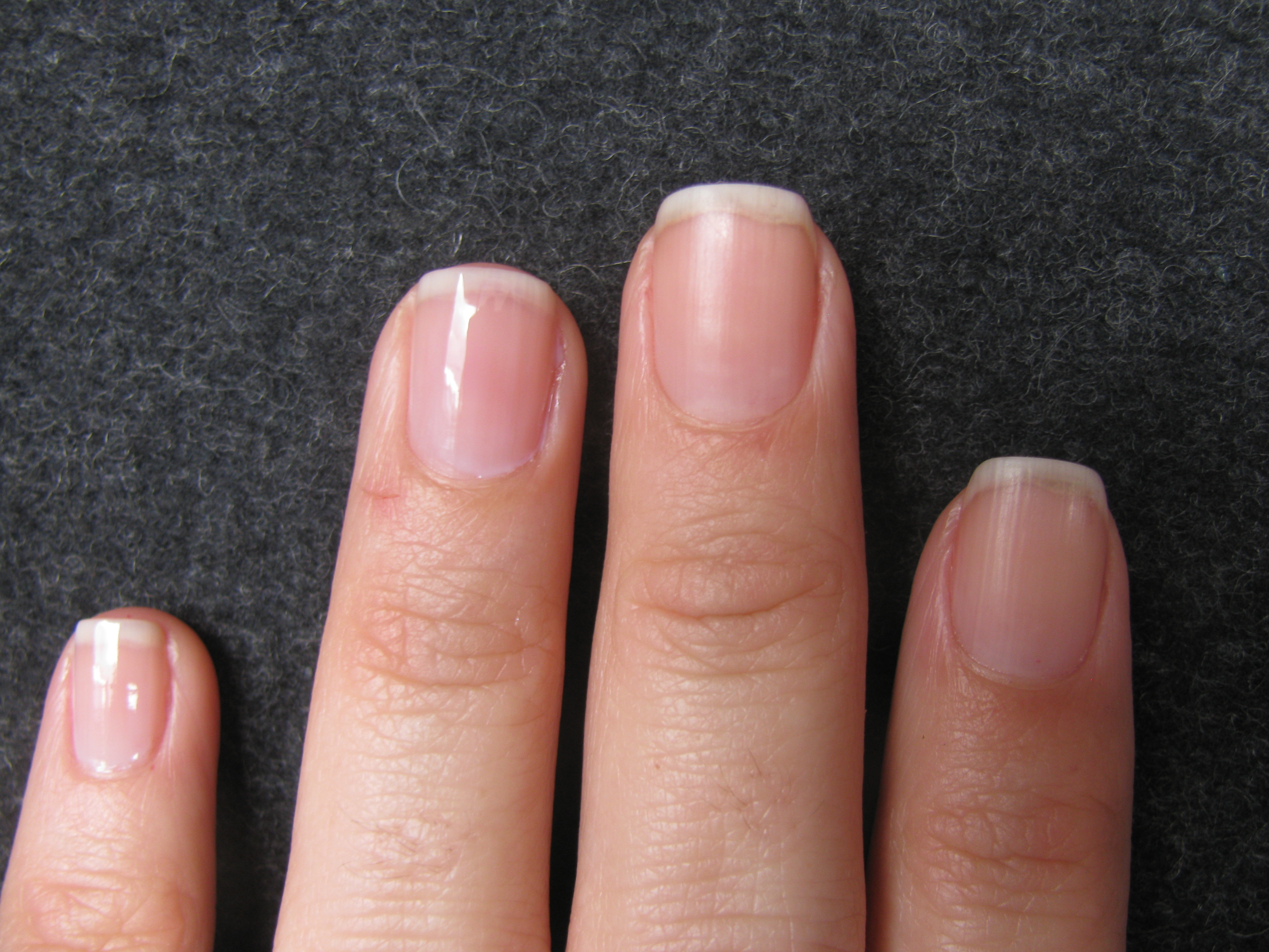 Inglot #04 on pinkie & ring