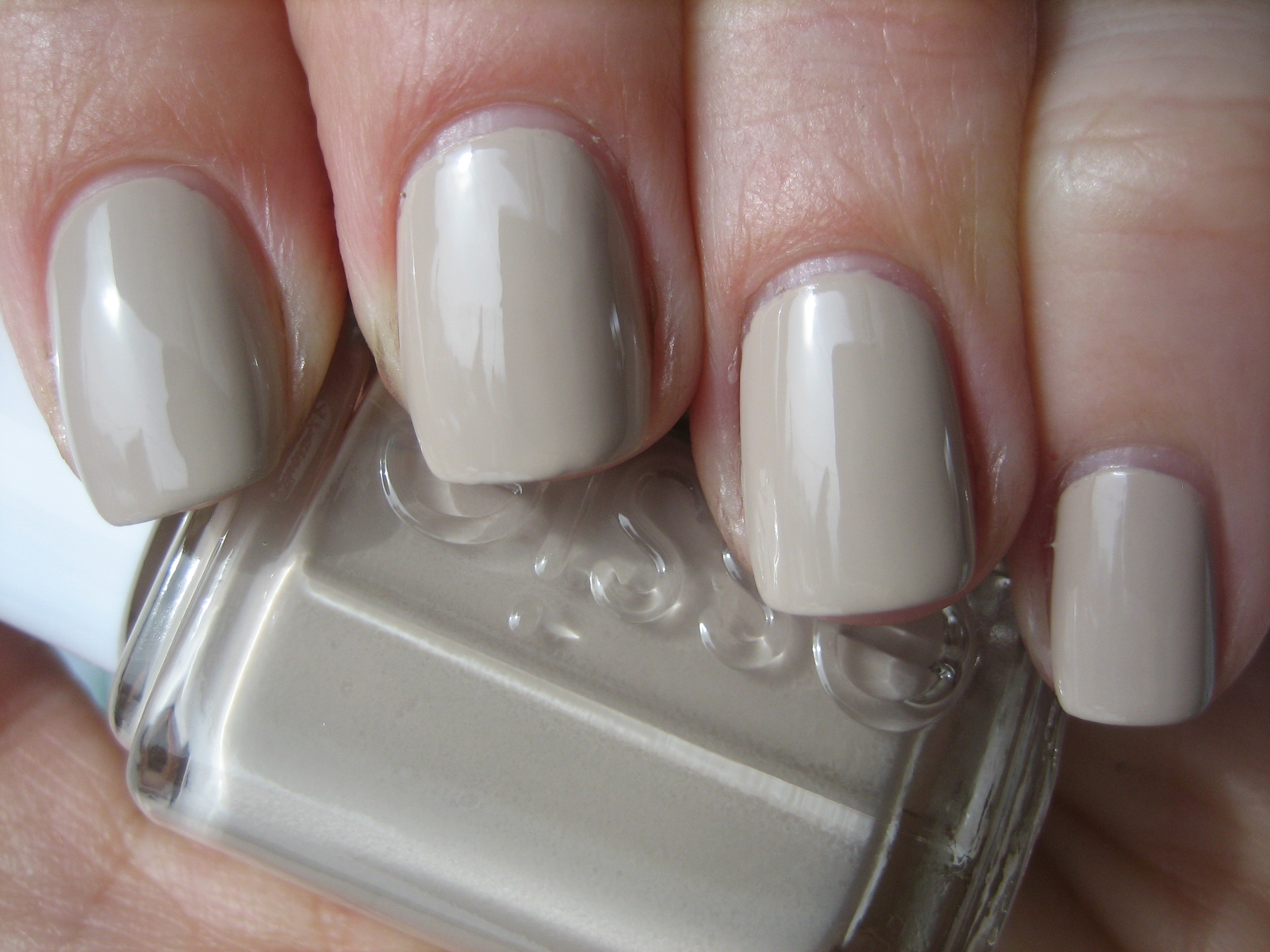 Sand Tropez swatch