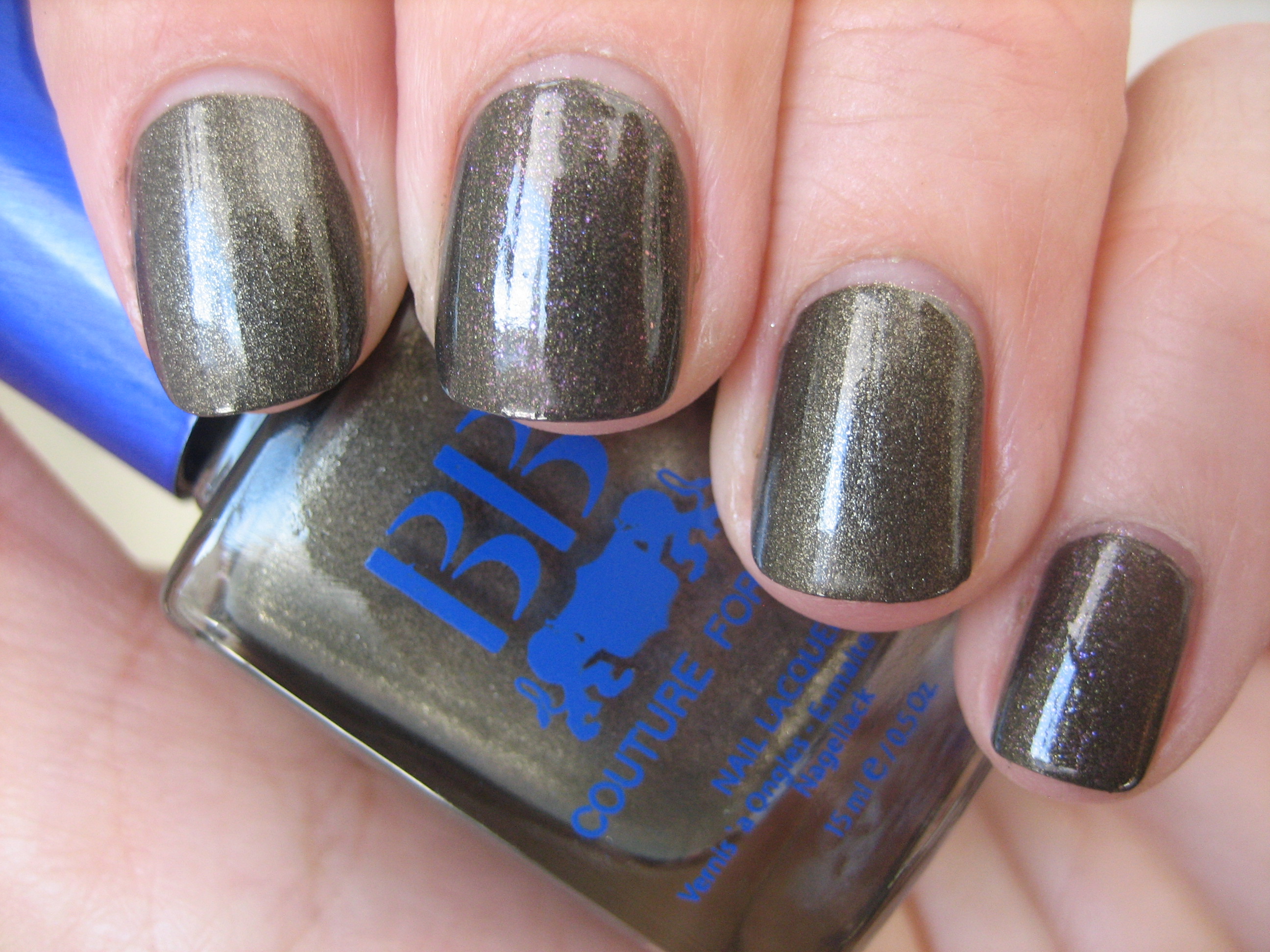 Posse & Anne swatch (indirect light)