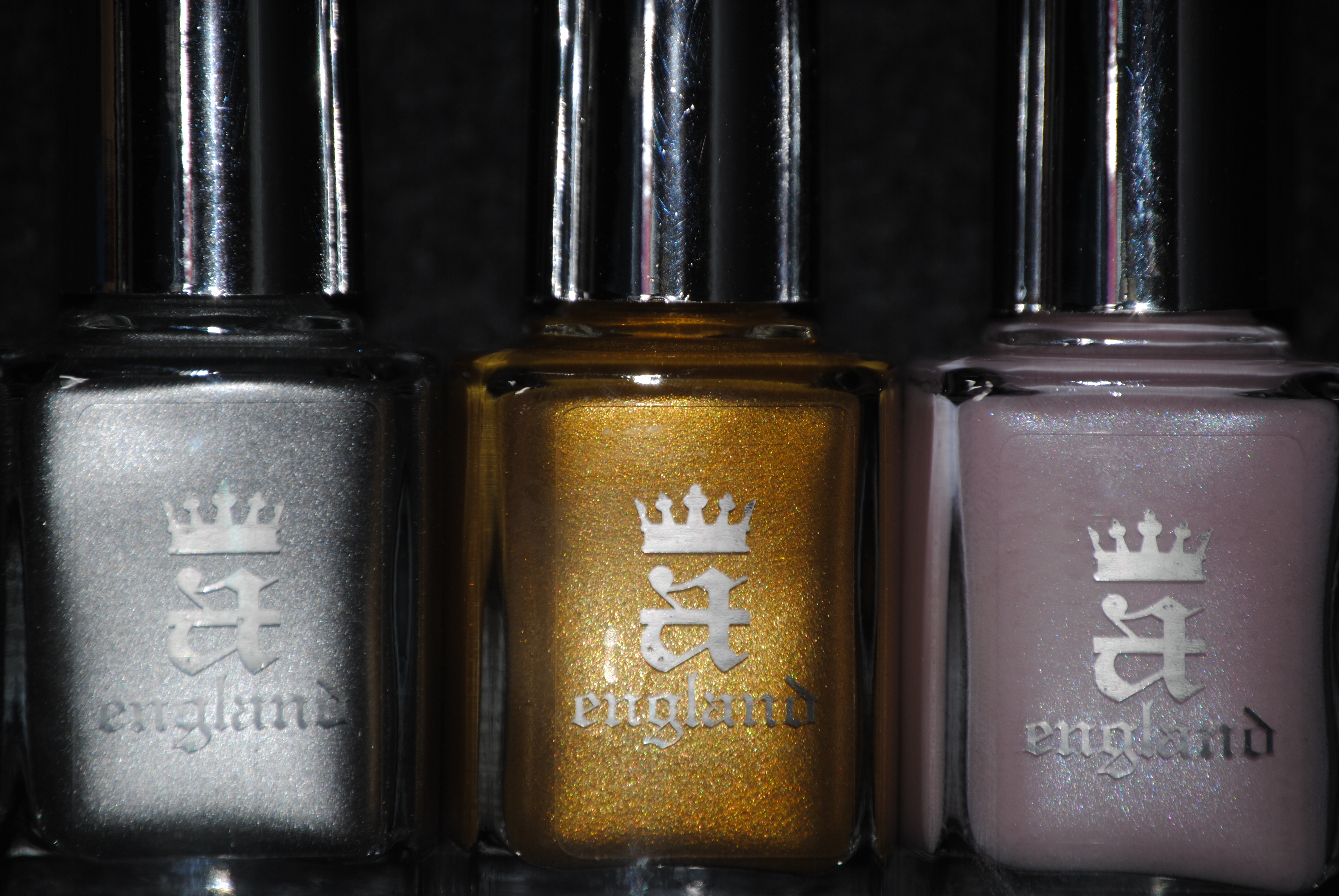 Iseult, Holy Grail & Excalibur (flash)