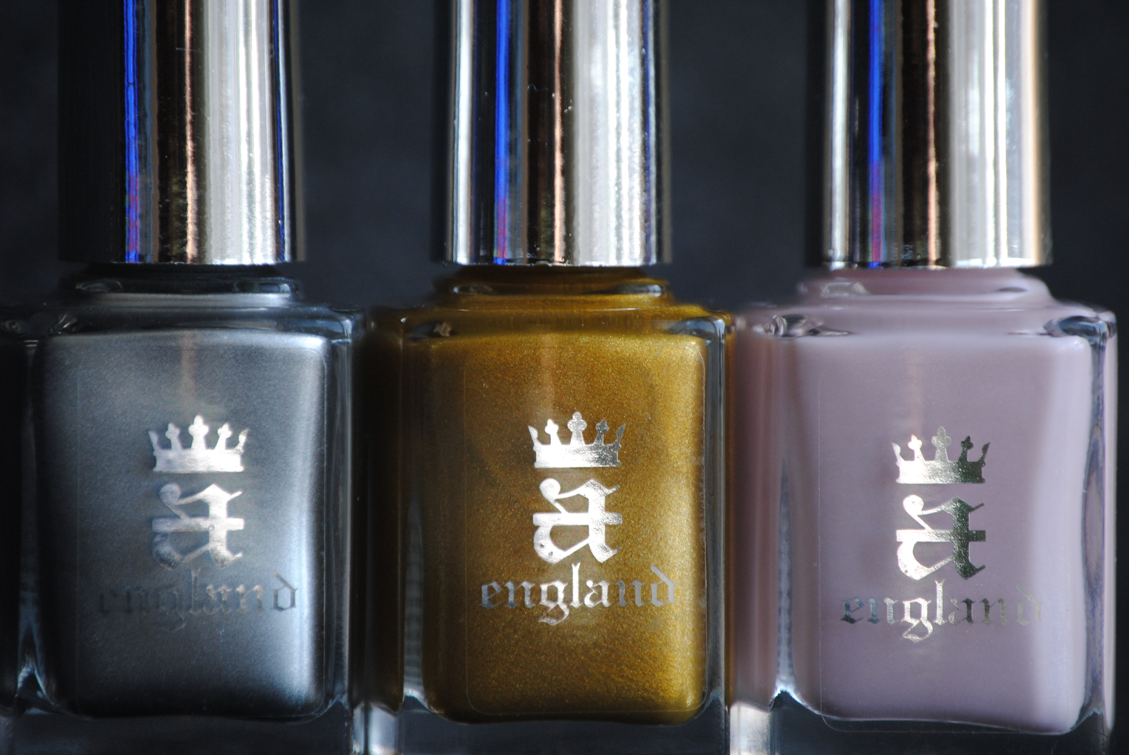 a-england Iseult, Holy Grail & Excalibur (natural light)