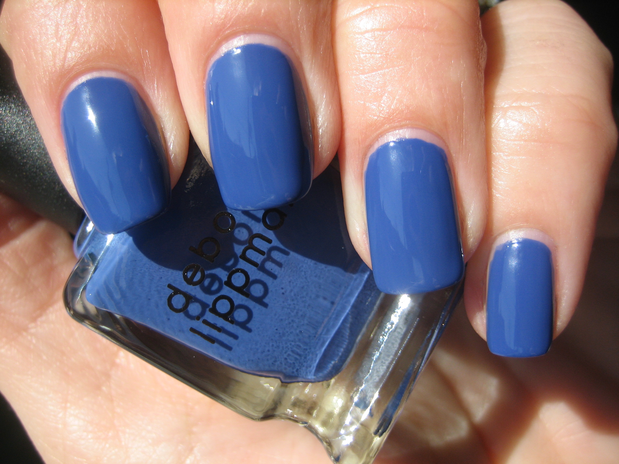 I Know What Boys Like swatch (sunlight)