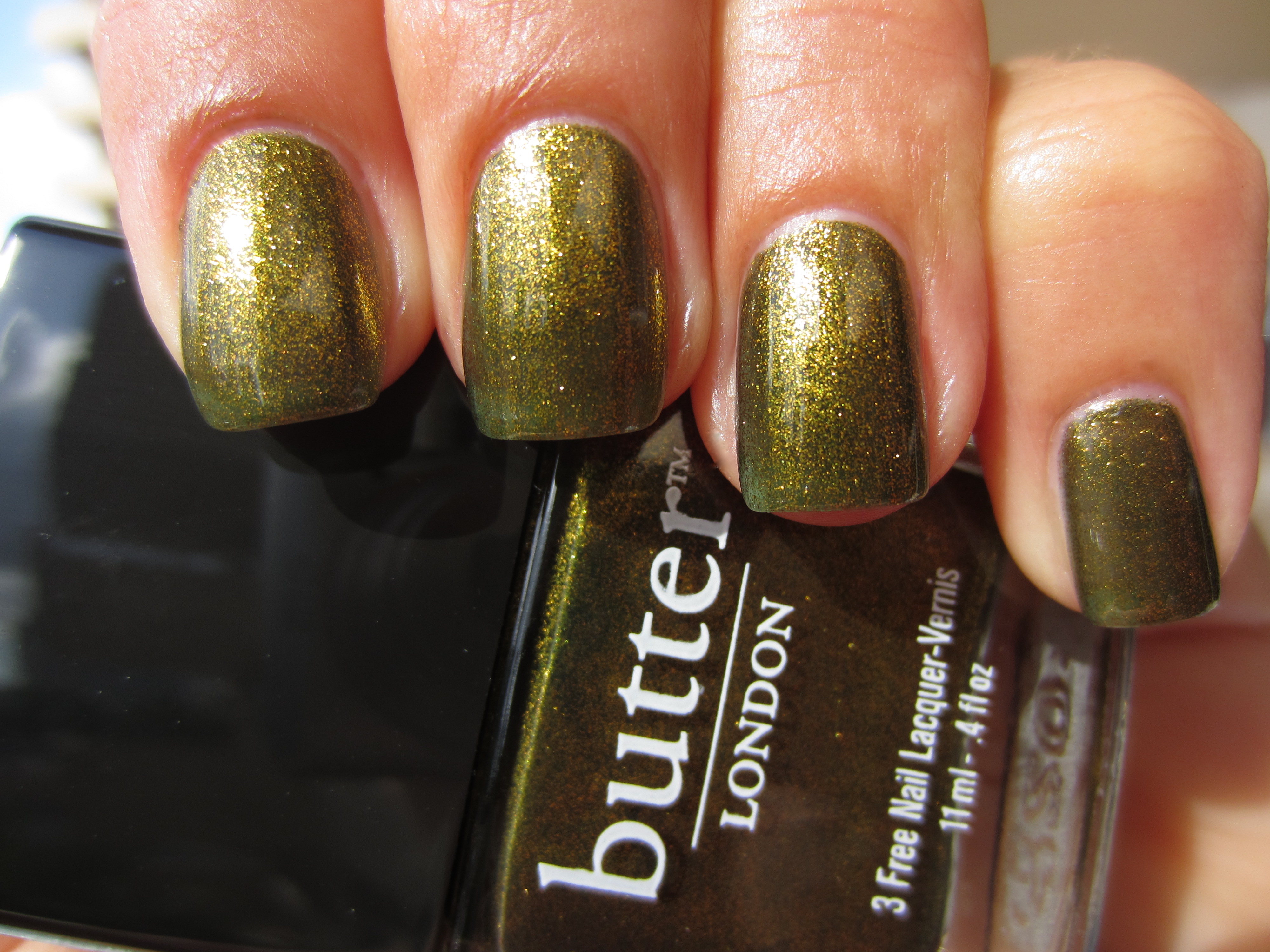 Wallis swatch (sunlight 2)