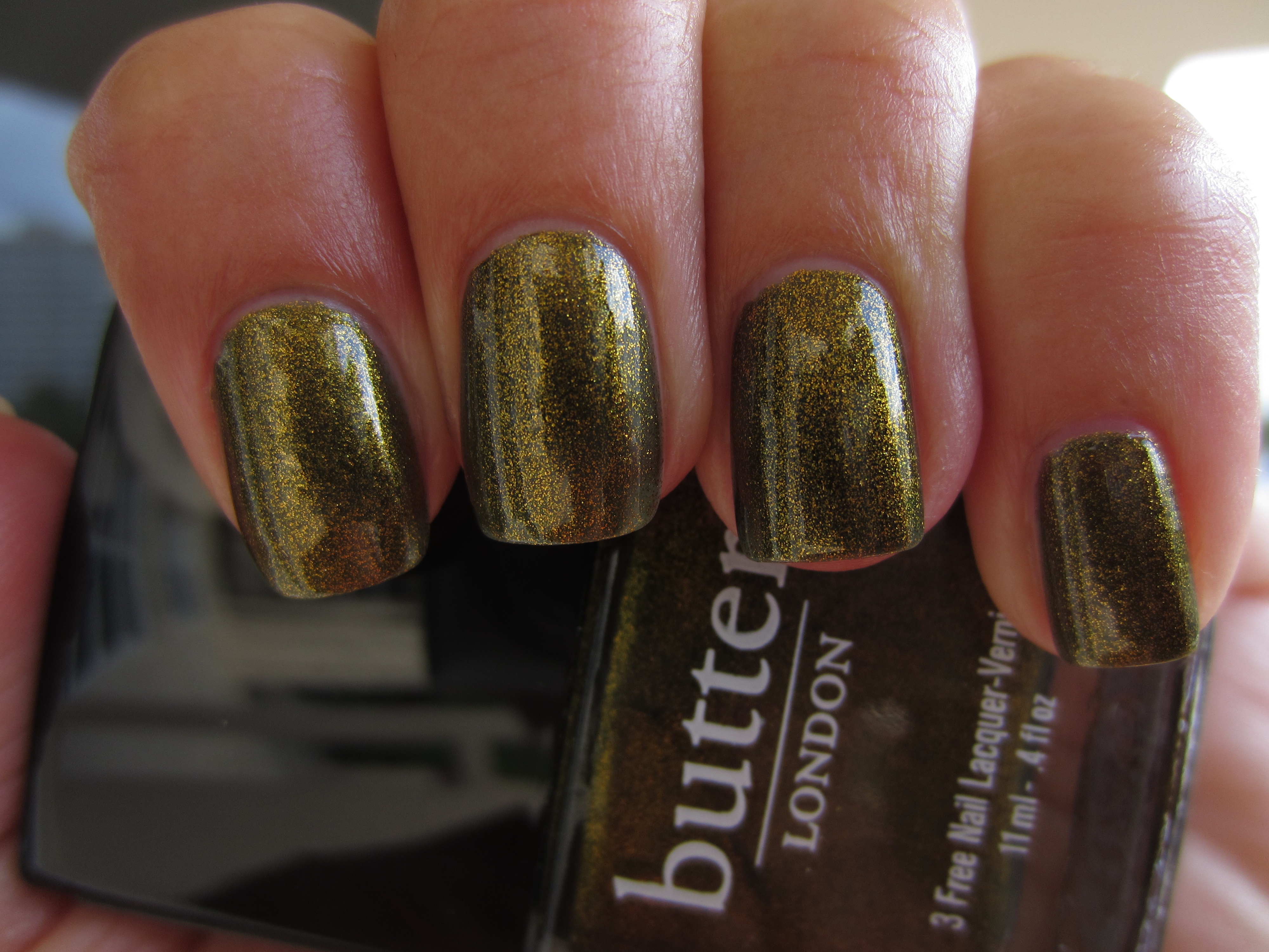 Wallis swatch (shaded light)