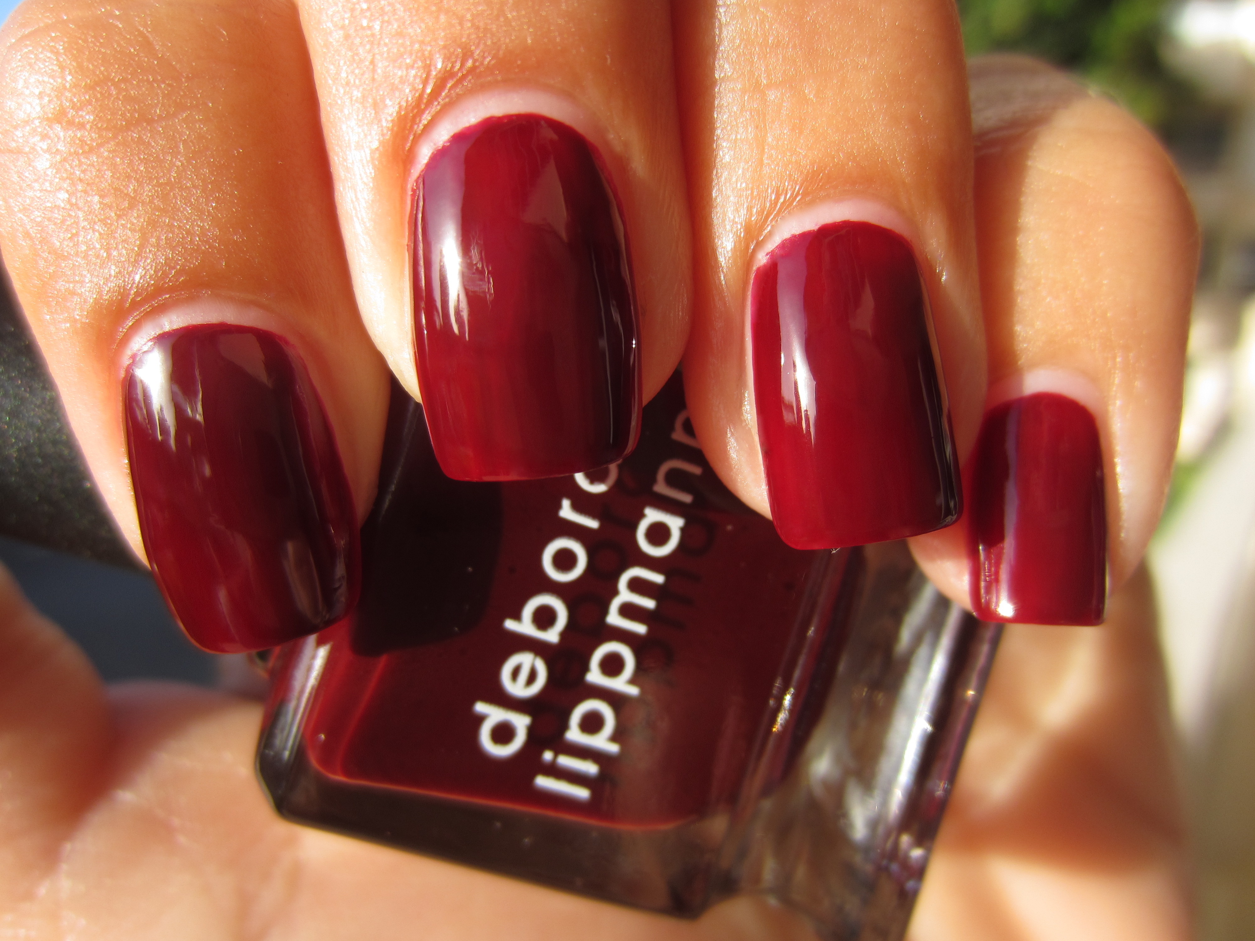 Single Ladies swatch (sunlight no top coat)