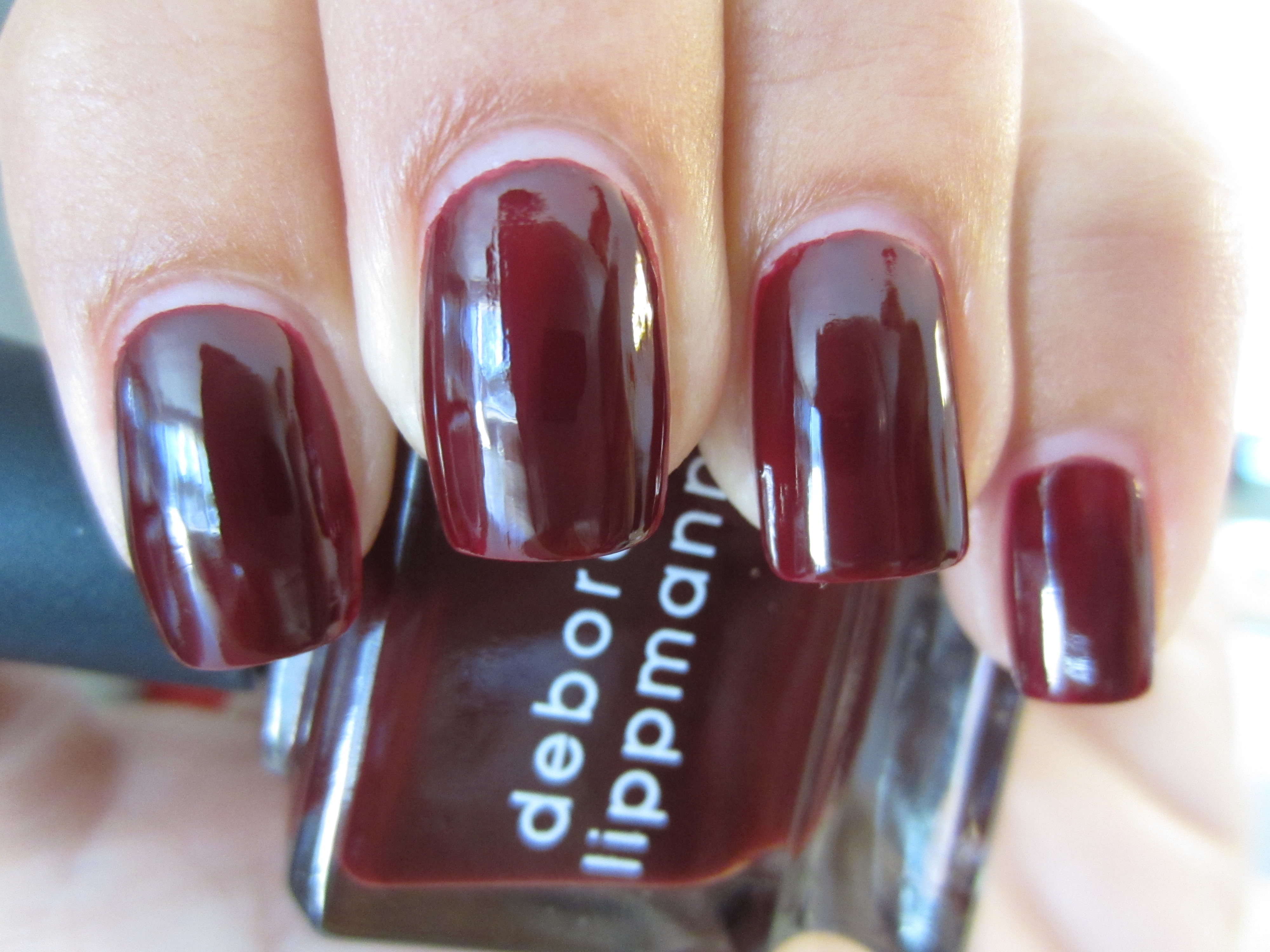 Single Ladies swatch (shaded light 2 no top coat)