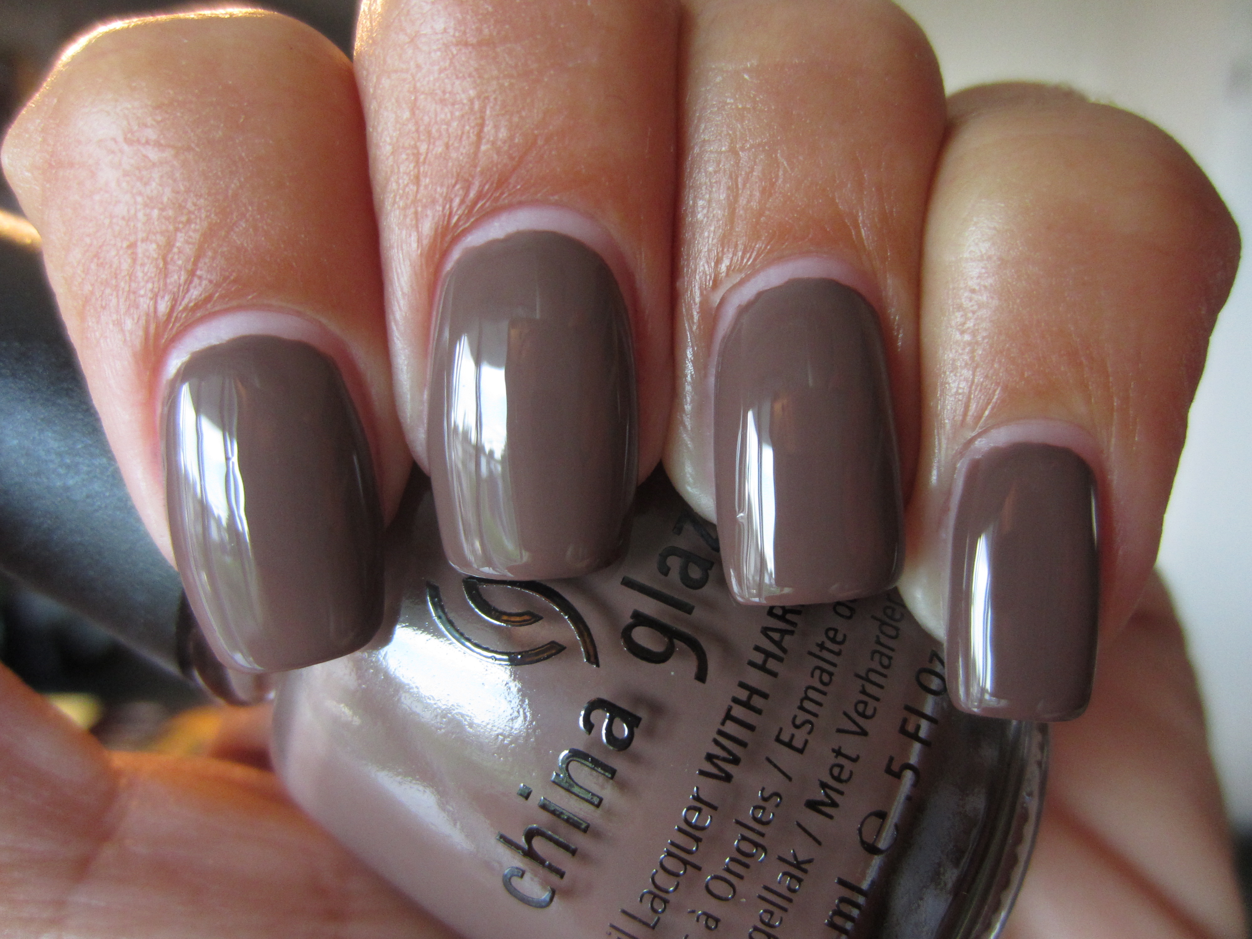 Street Chic swatch (indirect light)