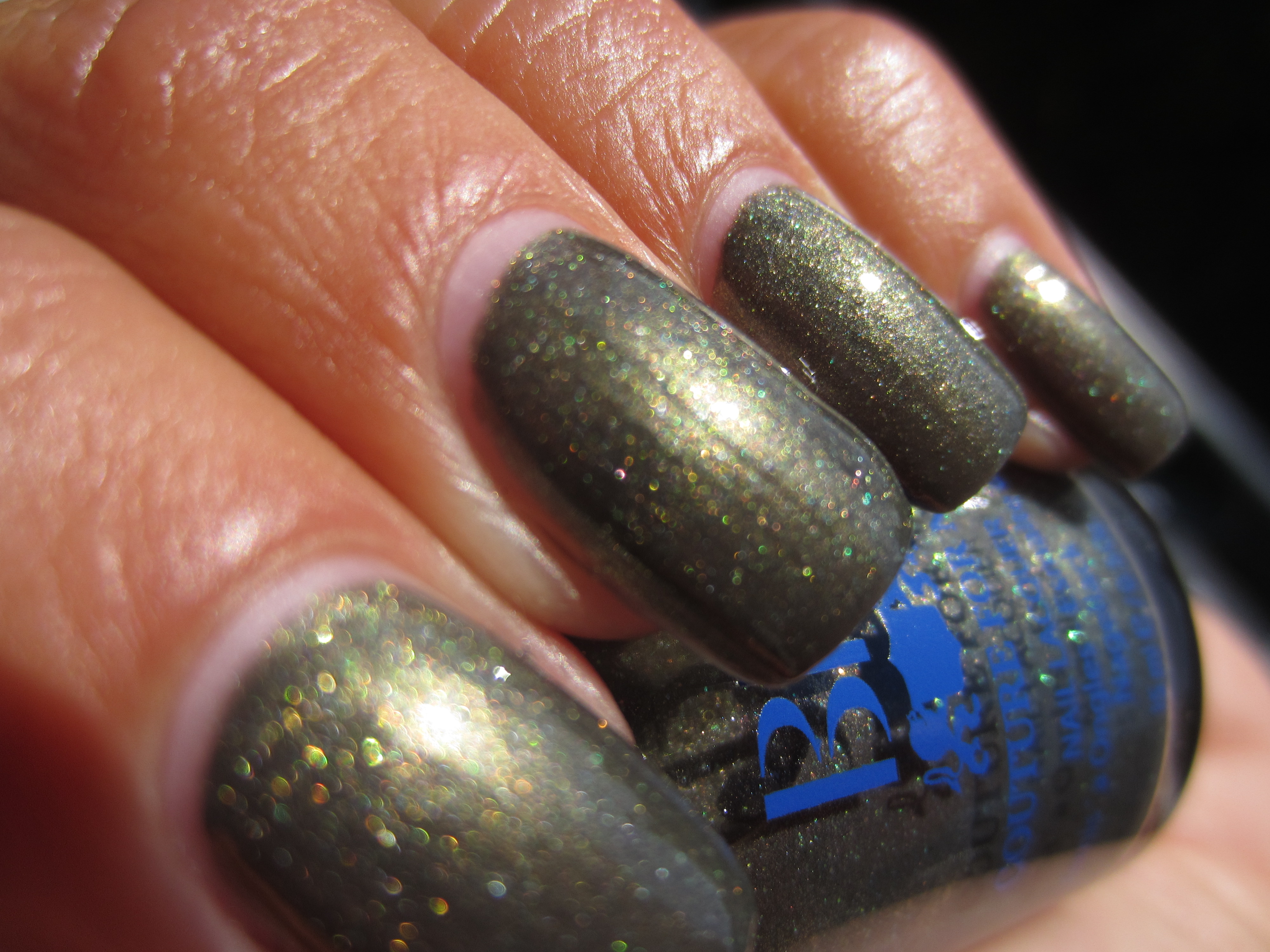 Busty Bombshell swatch (closeup)