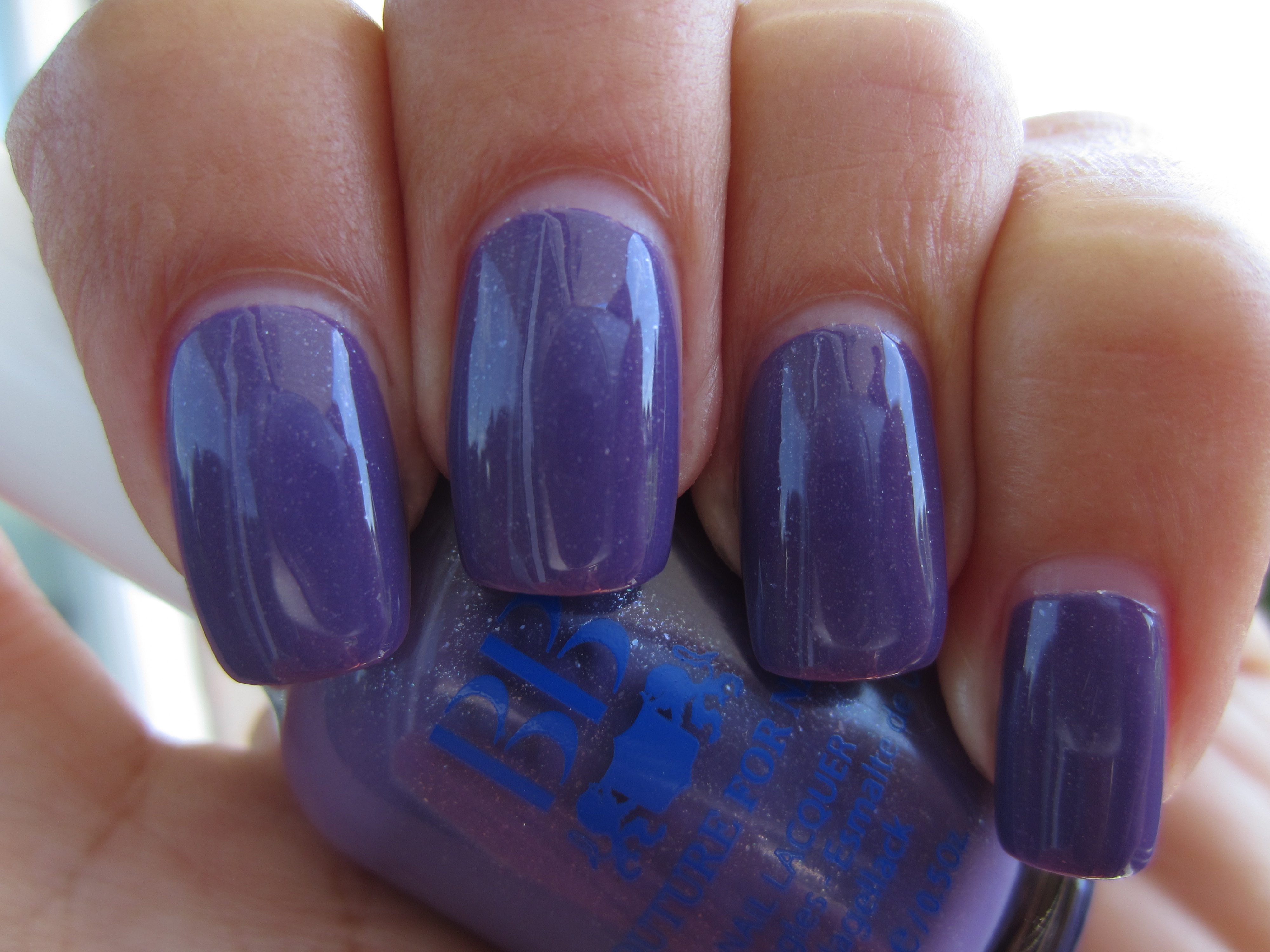 Feathered Vixen swatch (shaded light)
