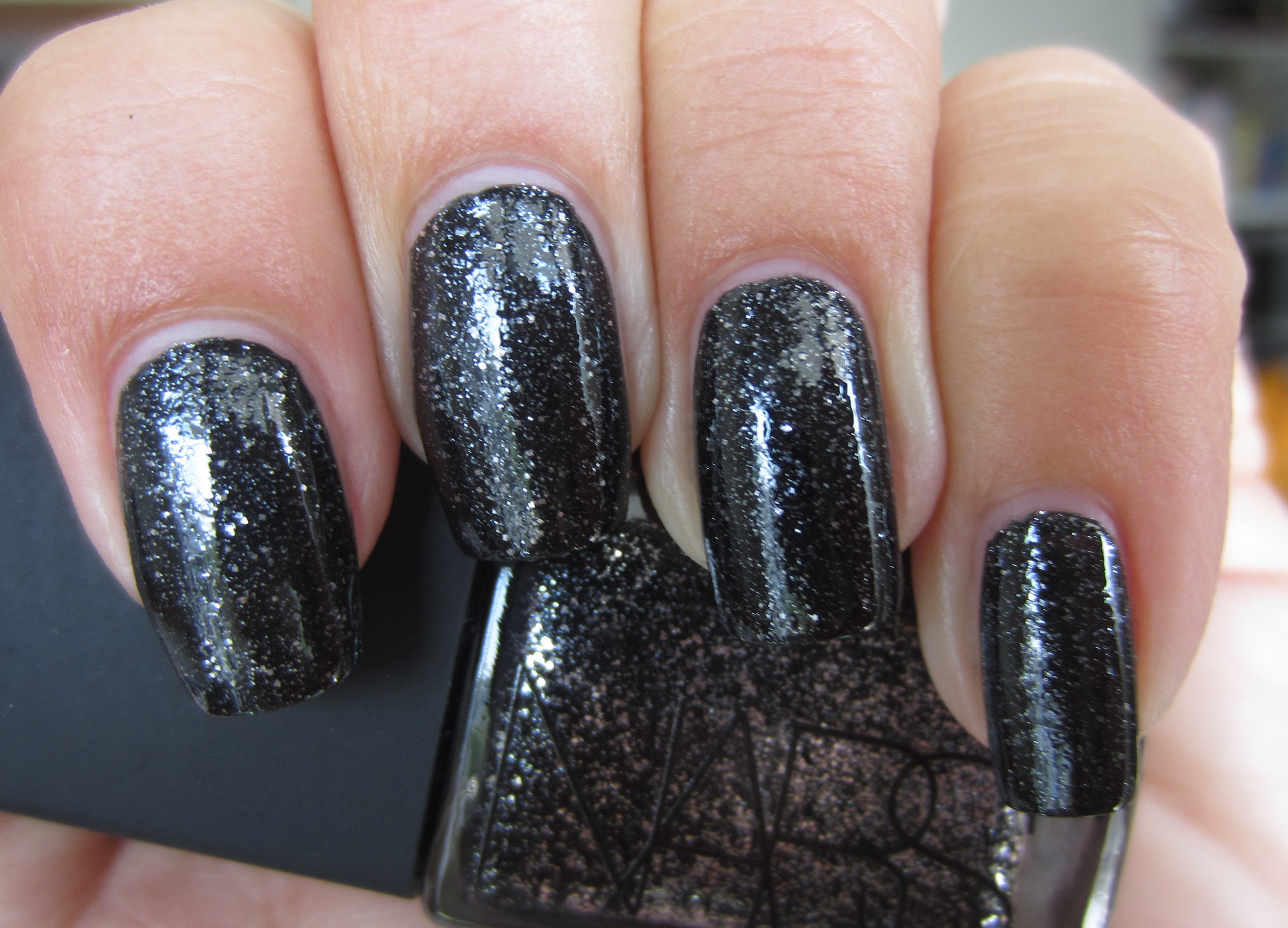 Night Breed swatch (indirect light)