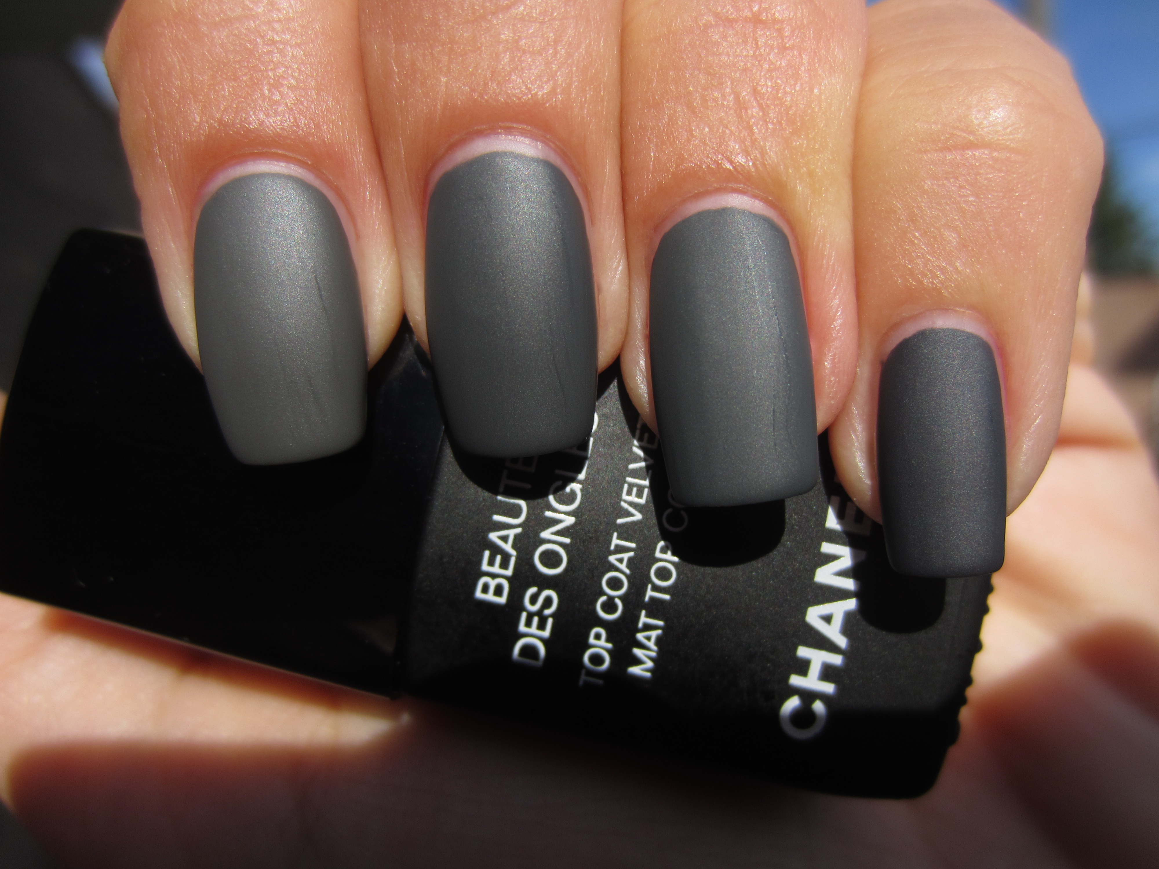 Grey Comparisons 2 swatch (sunlight mattified)