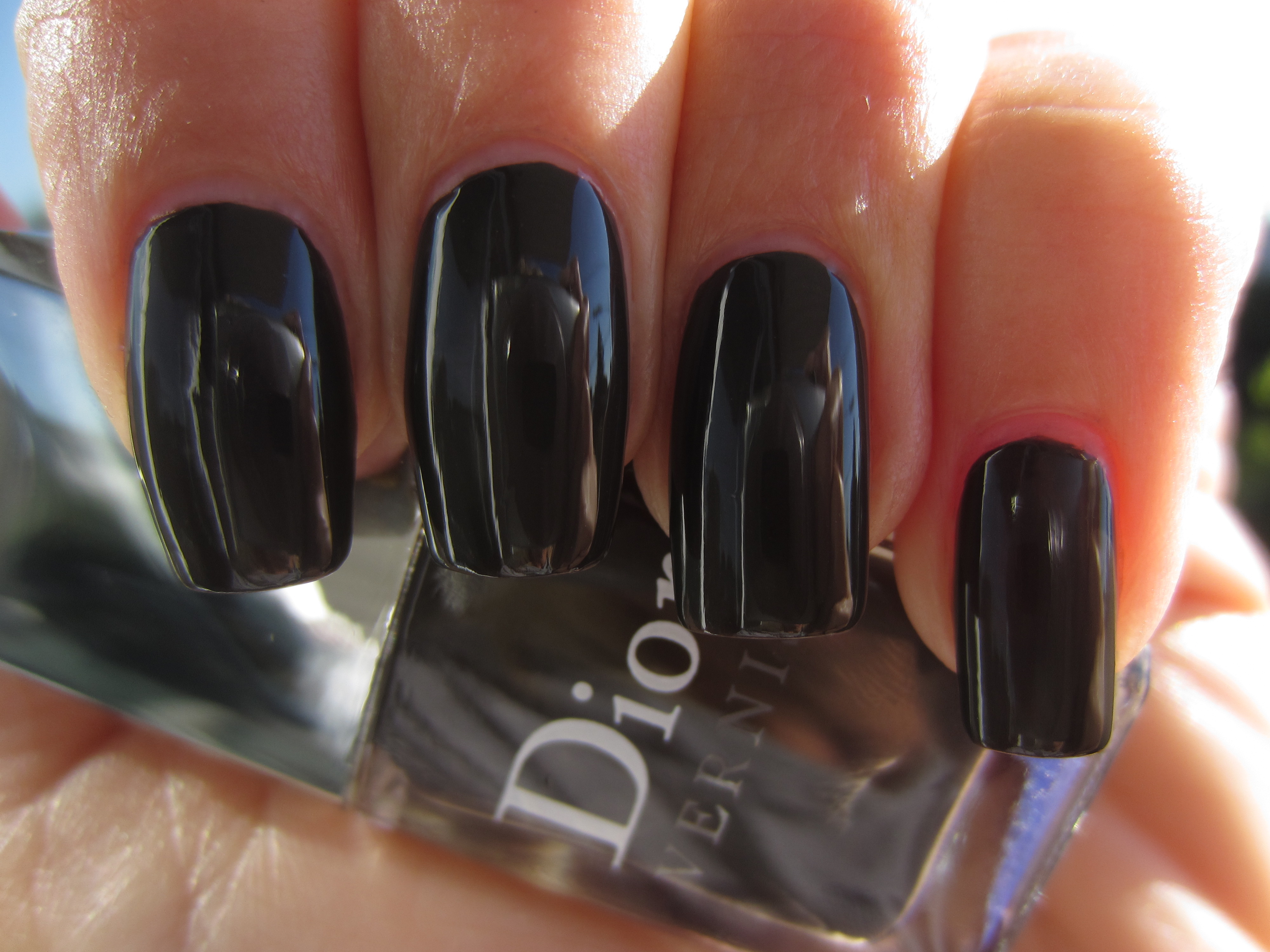 Ebony swatch (shaded light 2)