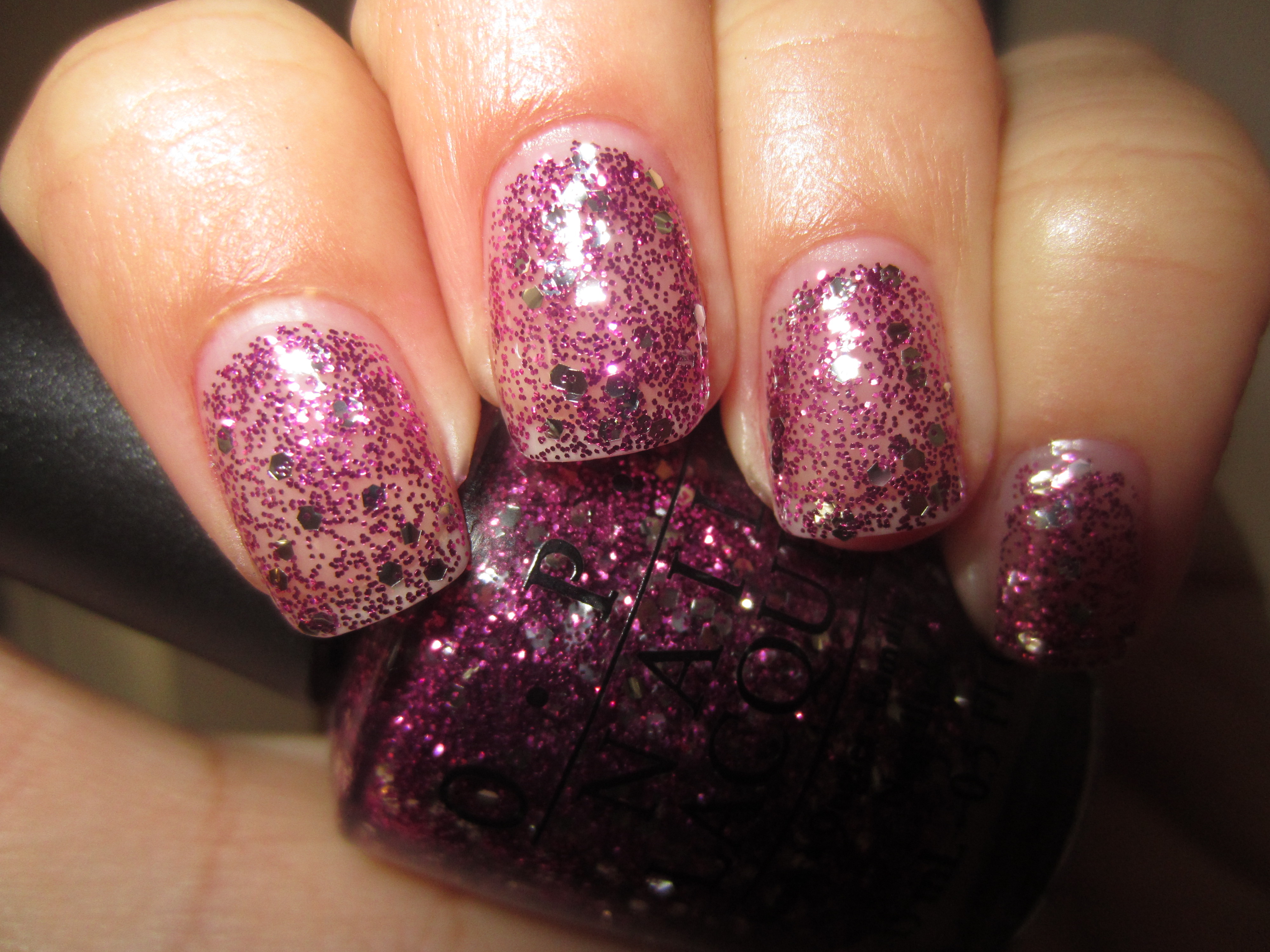 Divine Swine swatch (flash, 2 coats no TC)