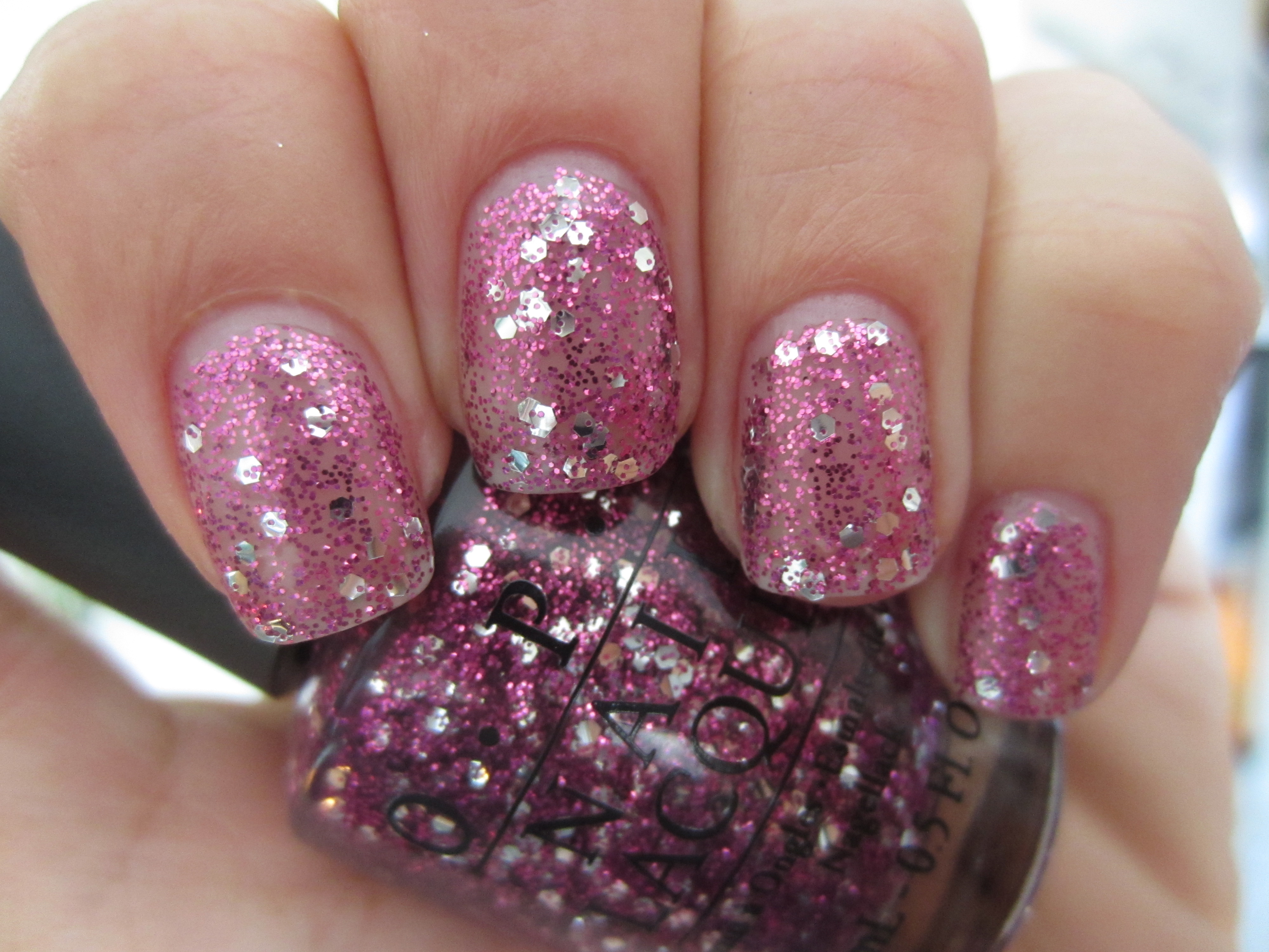 Divine Swine swatch (indirect light, 2 coats no TC)