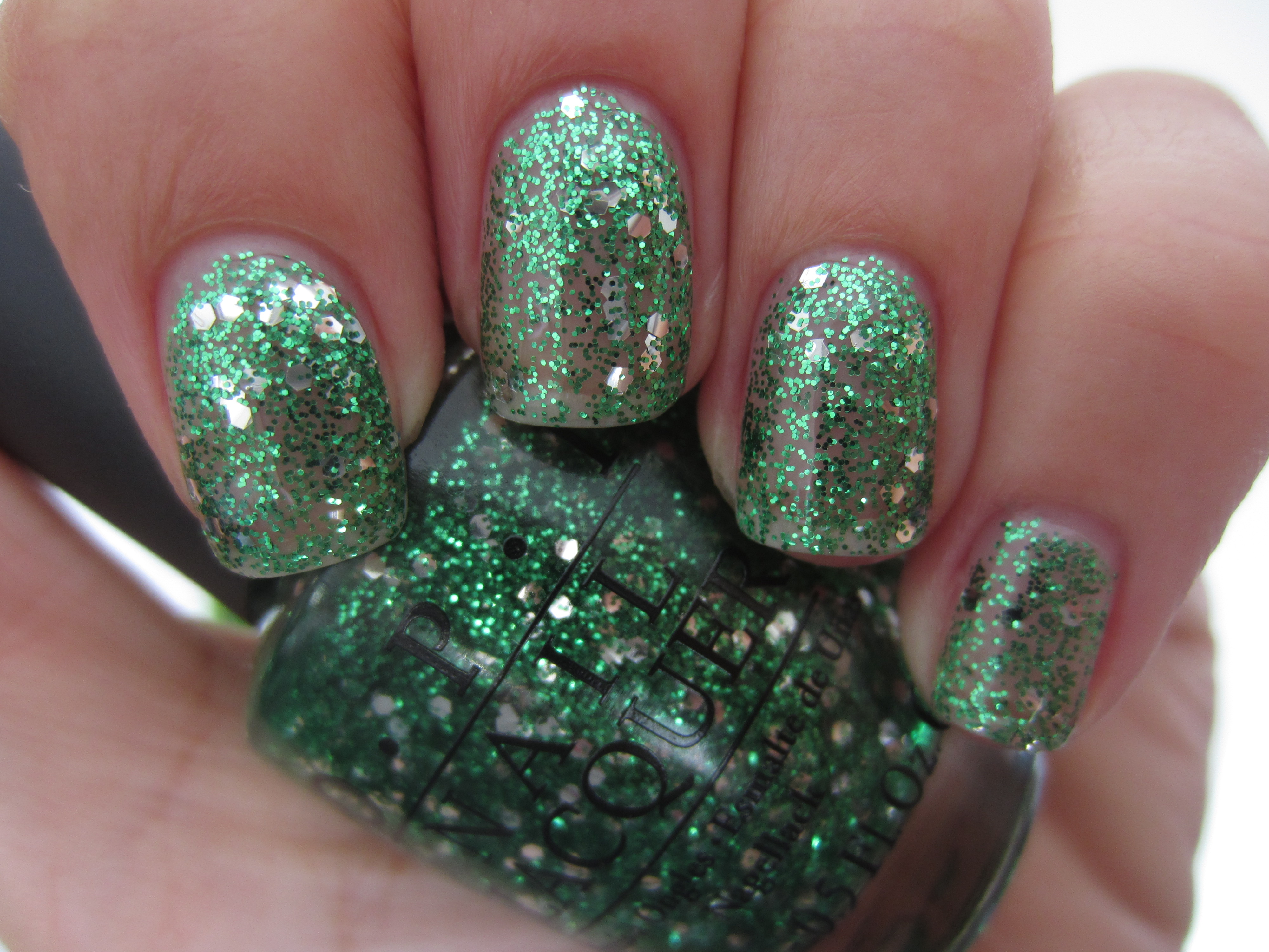 Fresh Frog of Bel Air swatch (indirect light, 3 coats & TC)