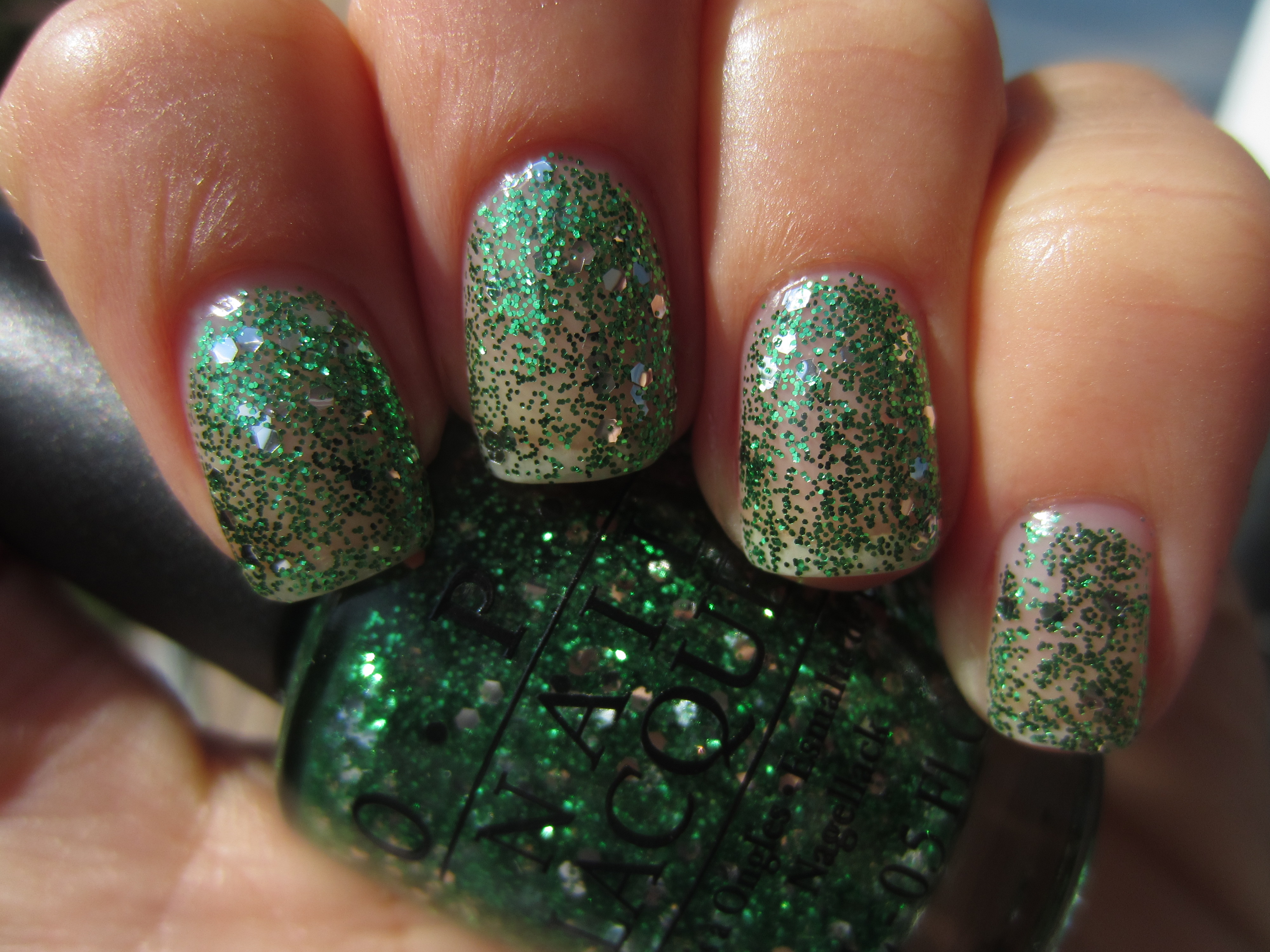 Fresh Frog of Bel Air swatch (sunlight, 3 coats & TC)