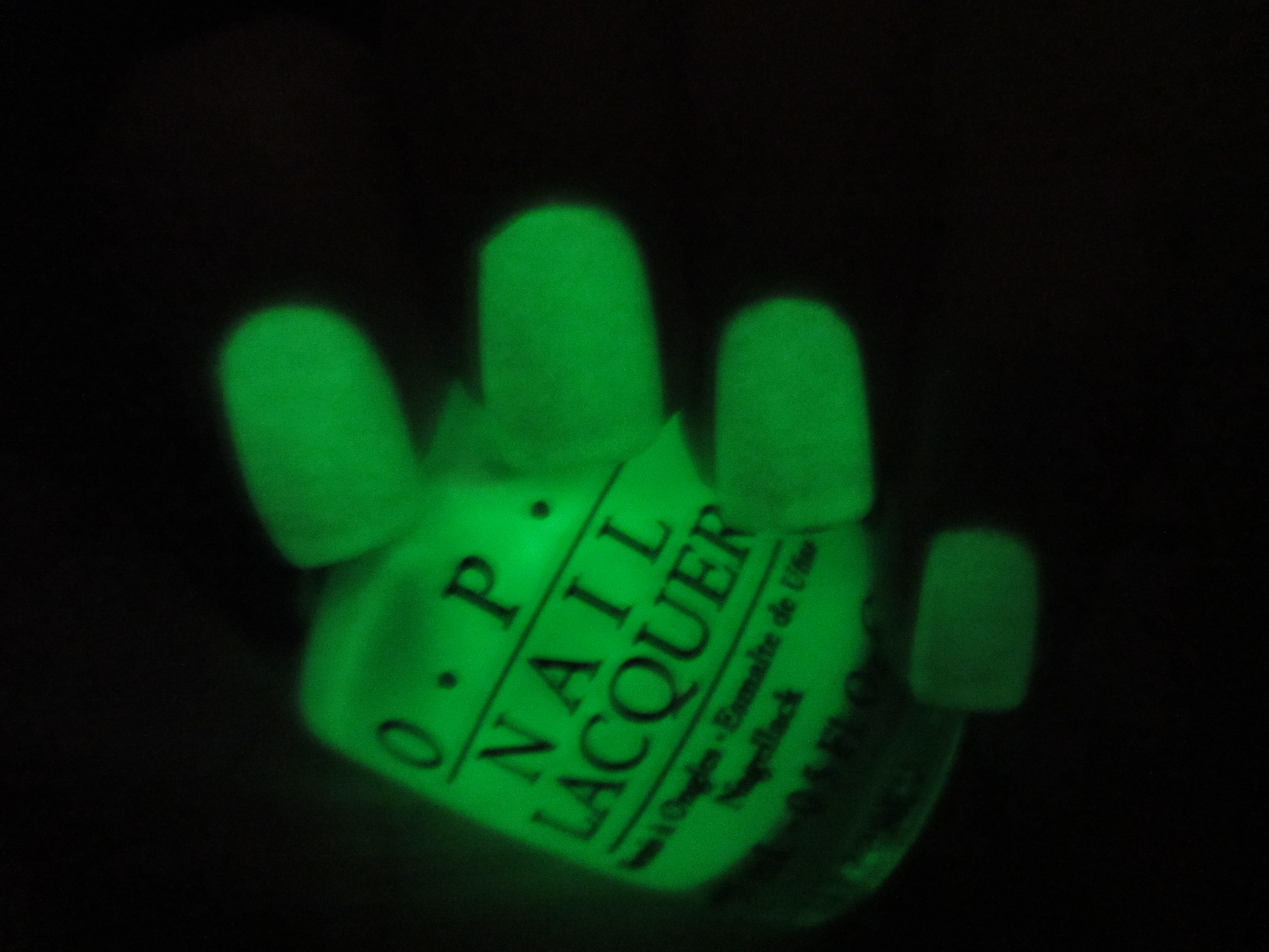 Zom-Body To Love swatch (glow)