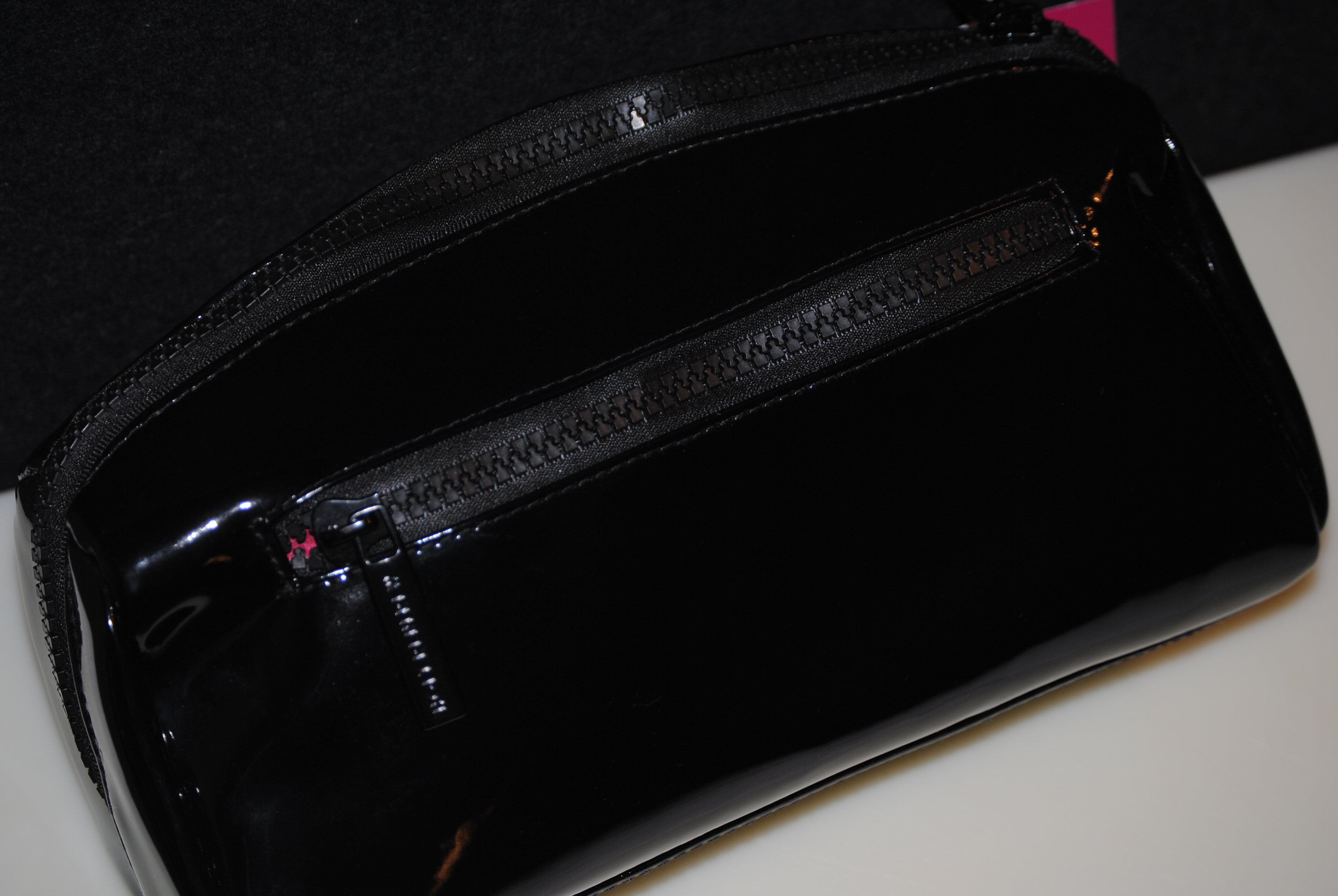 Holt's Beauty Bag (back)