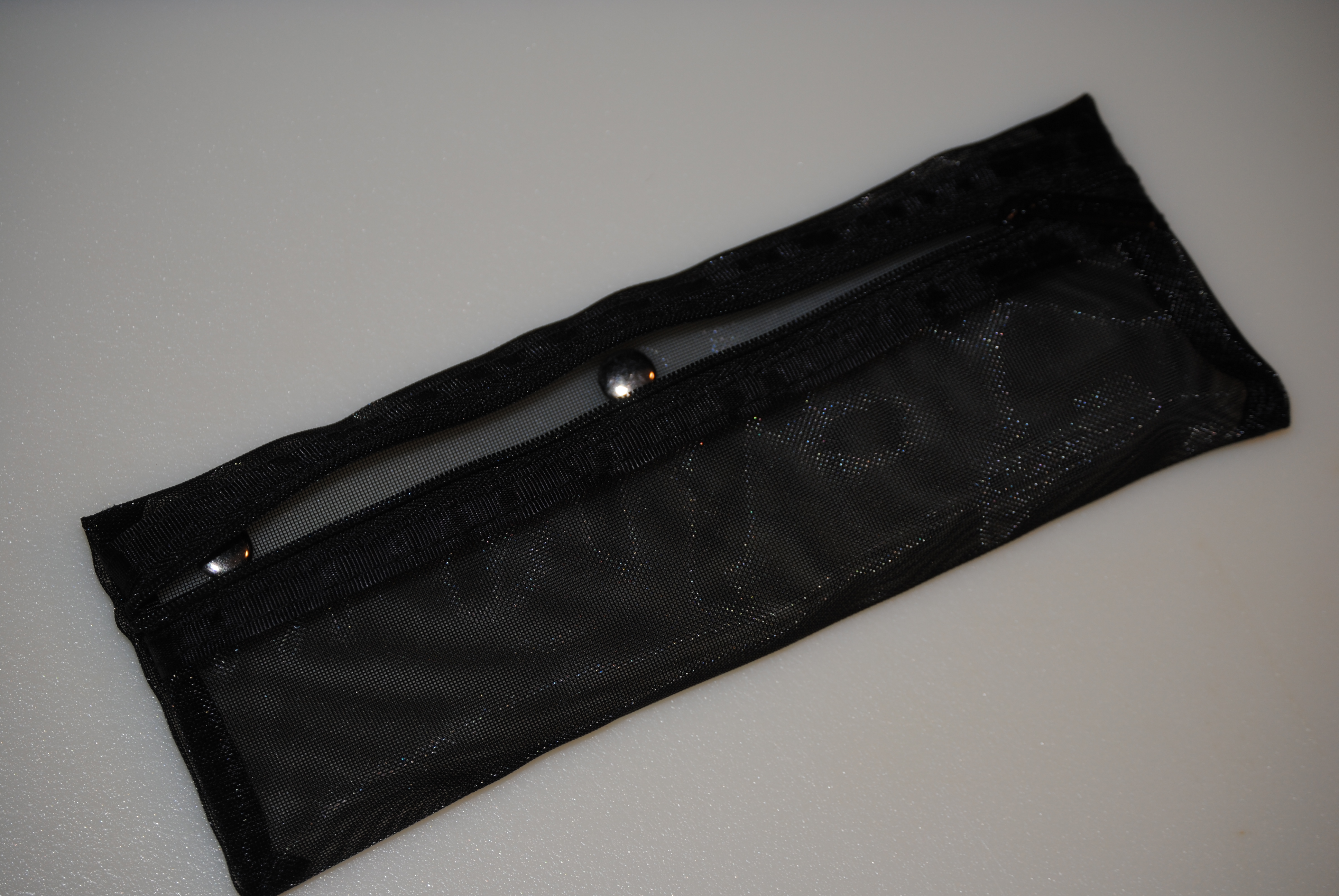 Holt's Beauty Bag (mesh pouch)