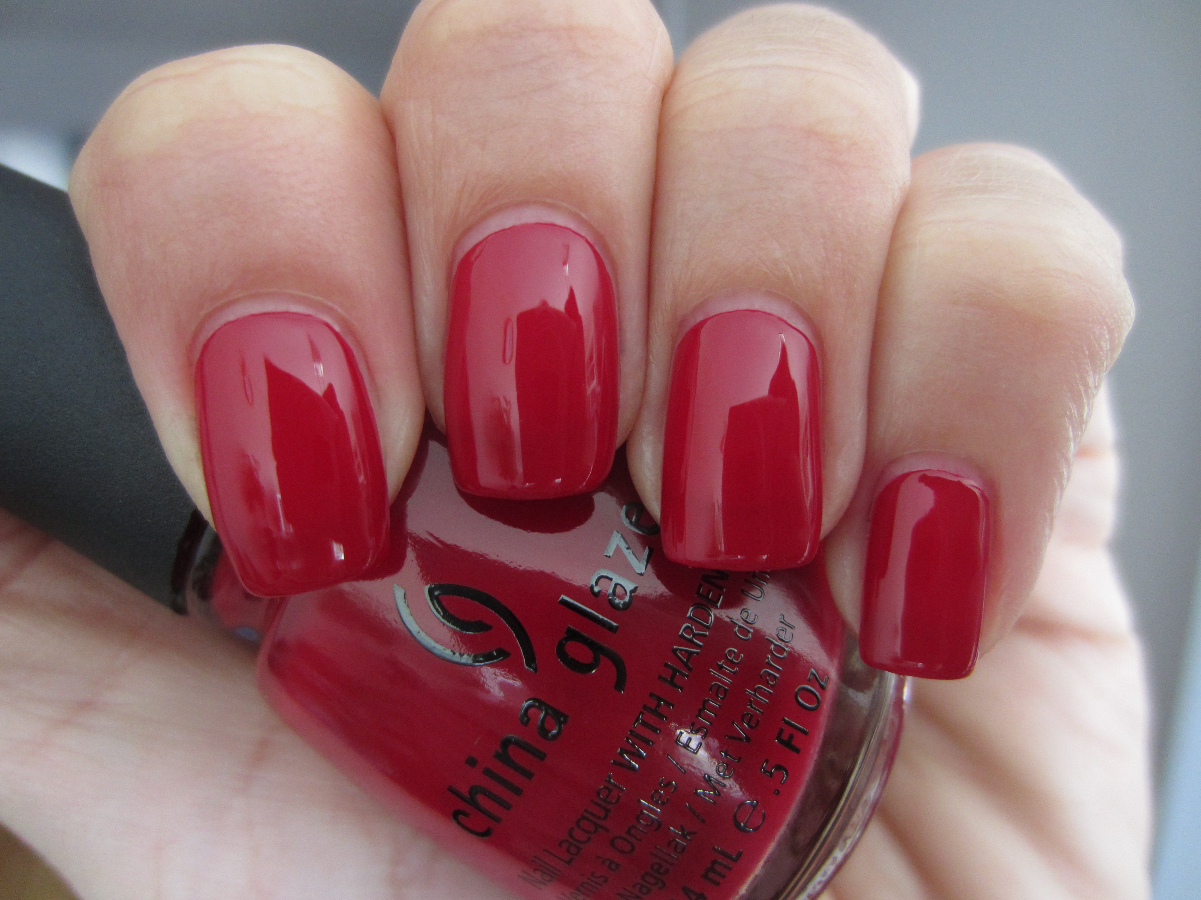 Winter Berry swatch (indirect light)