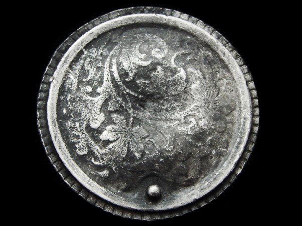 Baroque belt buckle