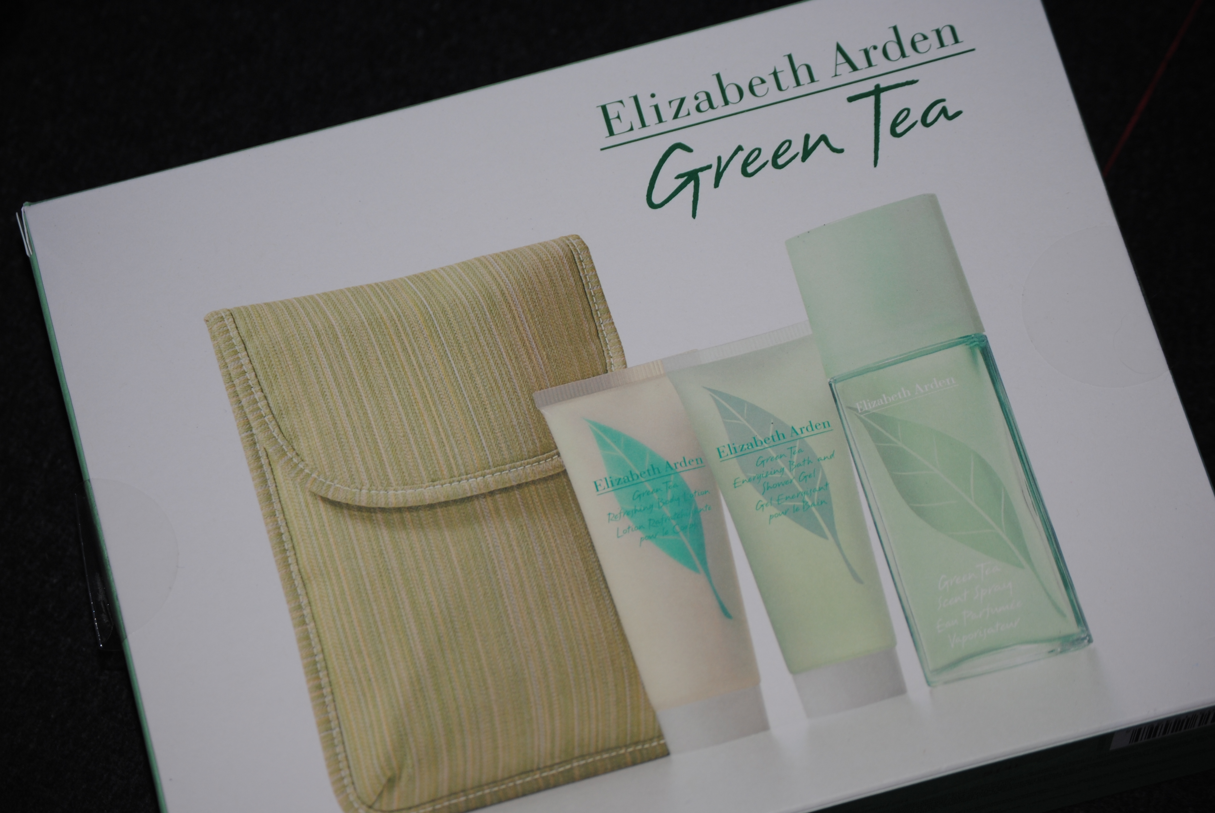 Elizabeth Arden Green Tea set (front)