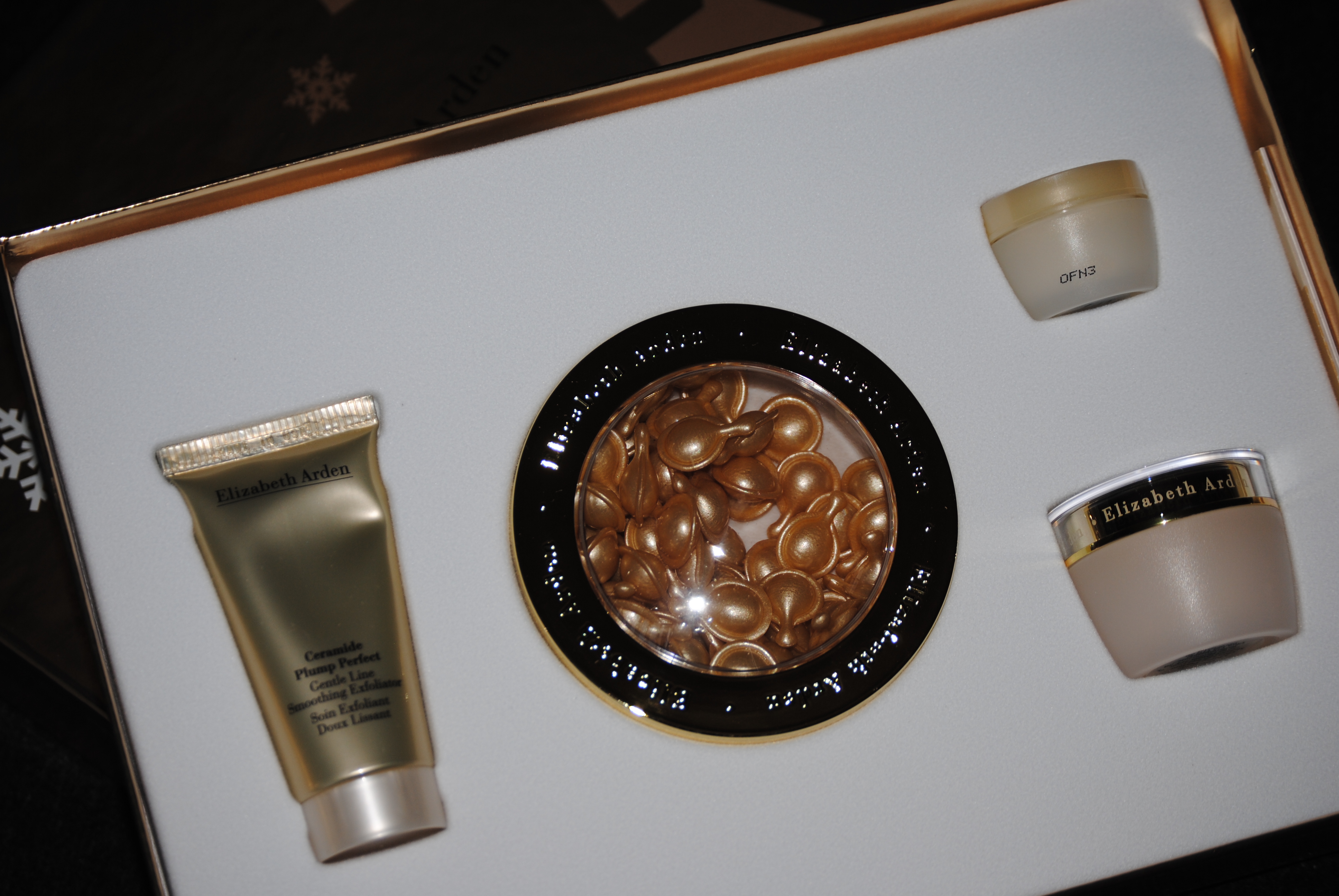Elizabeth Arden Ceramides set (interior)