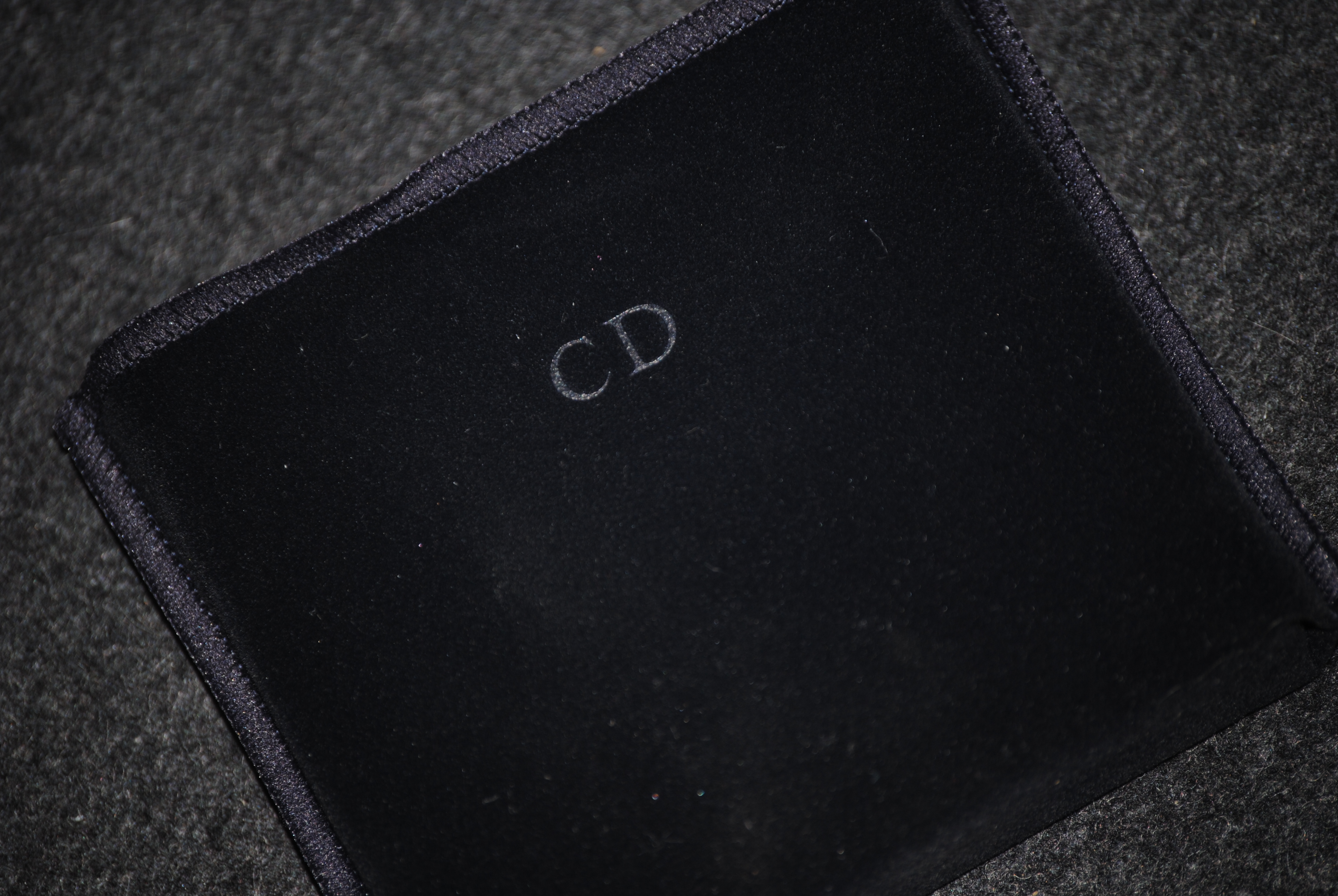 Dior Couture Golds palette (velveteen sleeve)