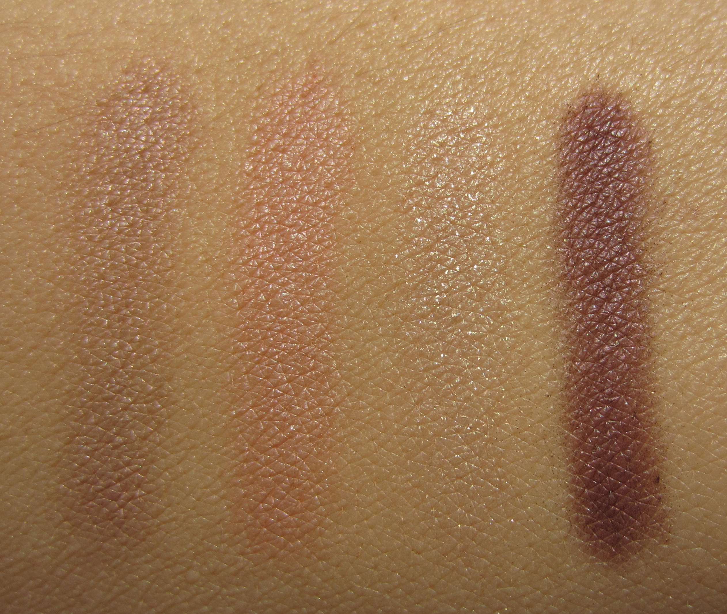 Eclosion swatch (sunlight)