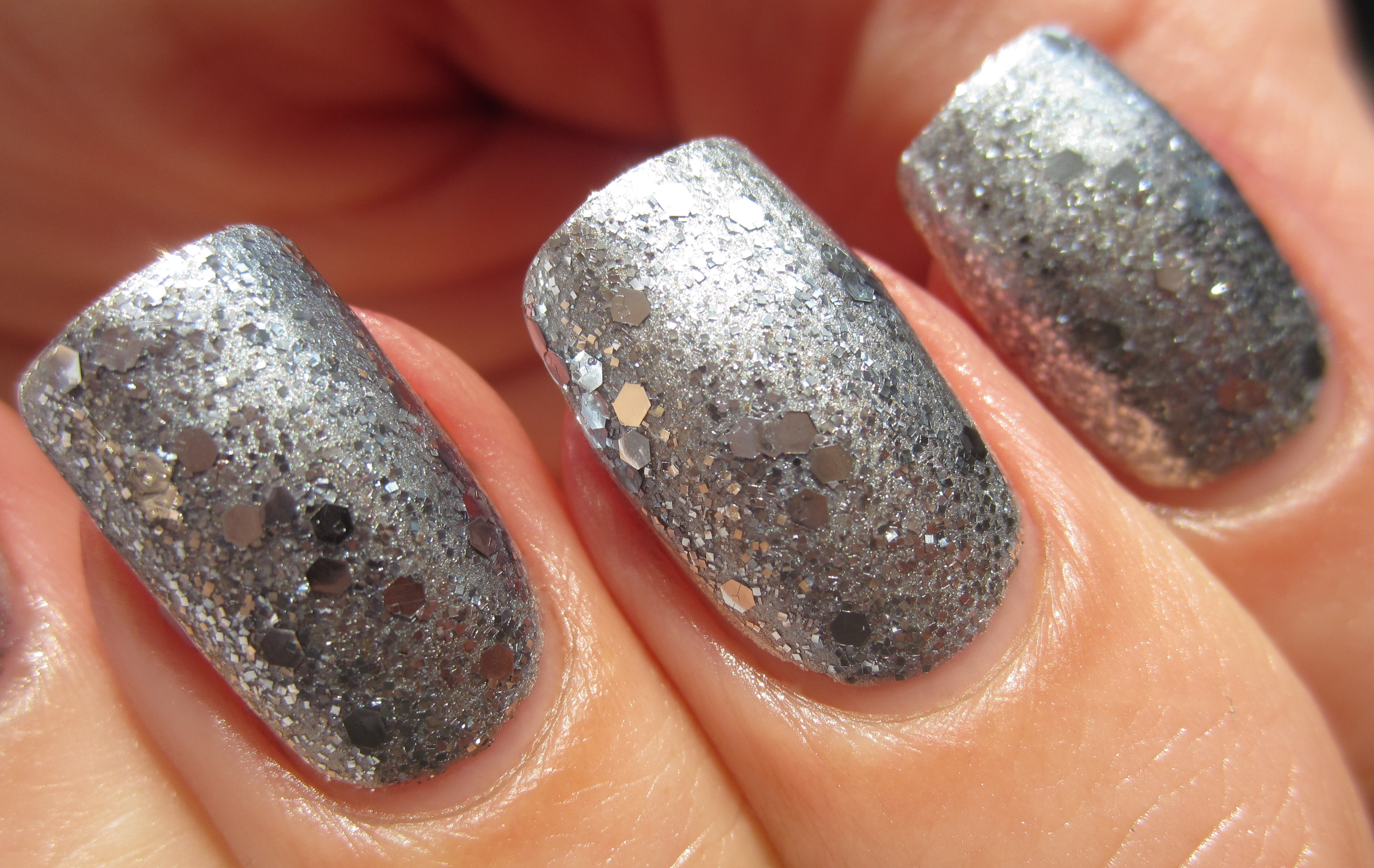 Louboutin nails closeup (sunlight)