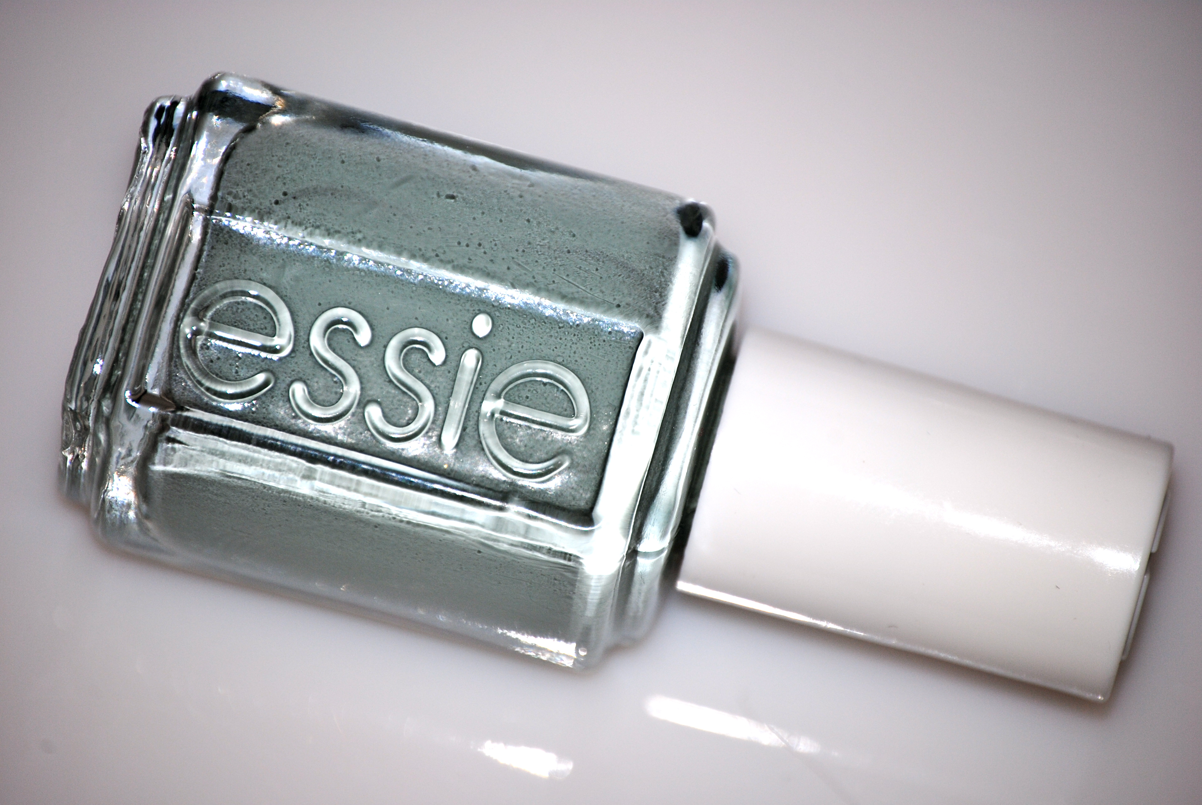 Essie Who Is The Boss