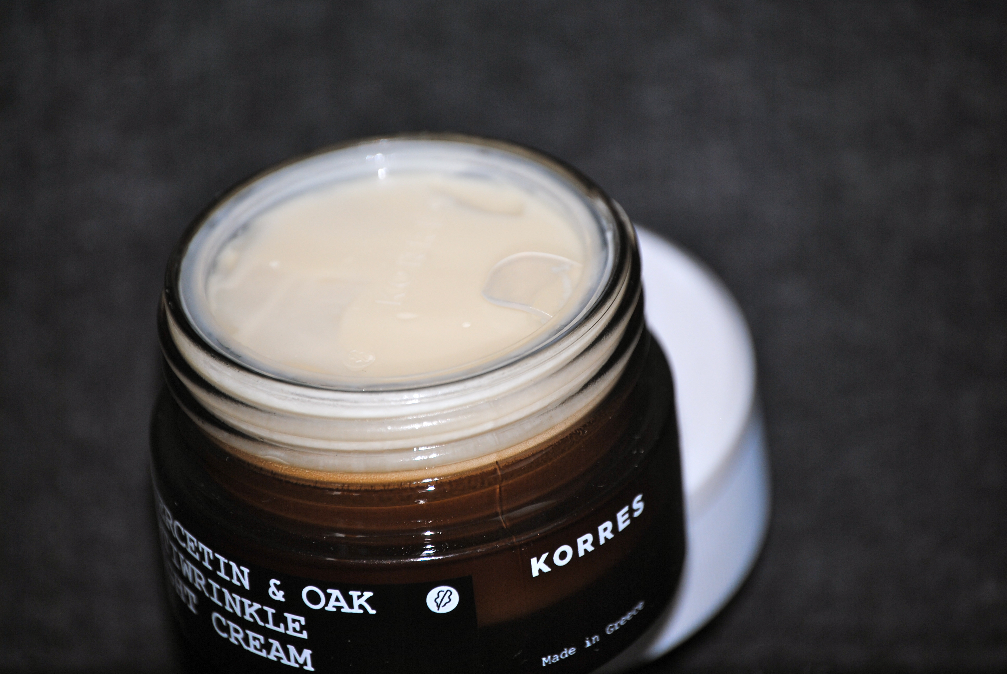 Korres Quercetin & Oak Night Cream (protective lid)