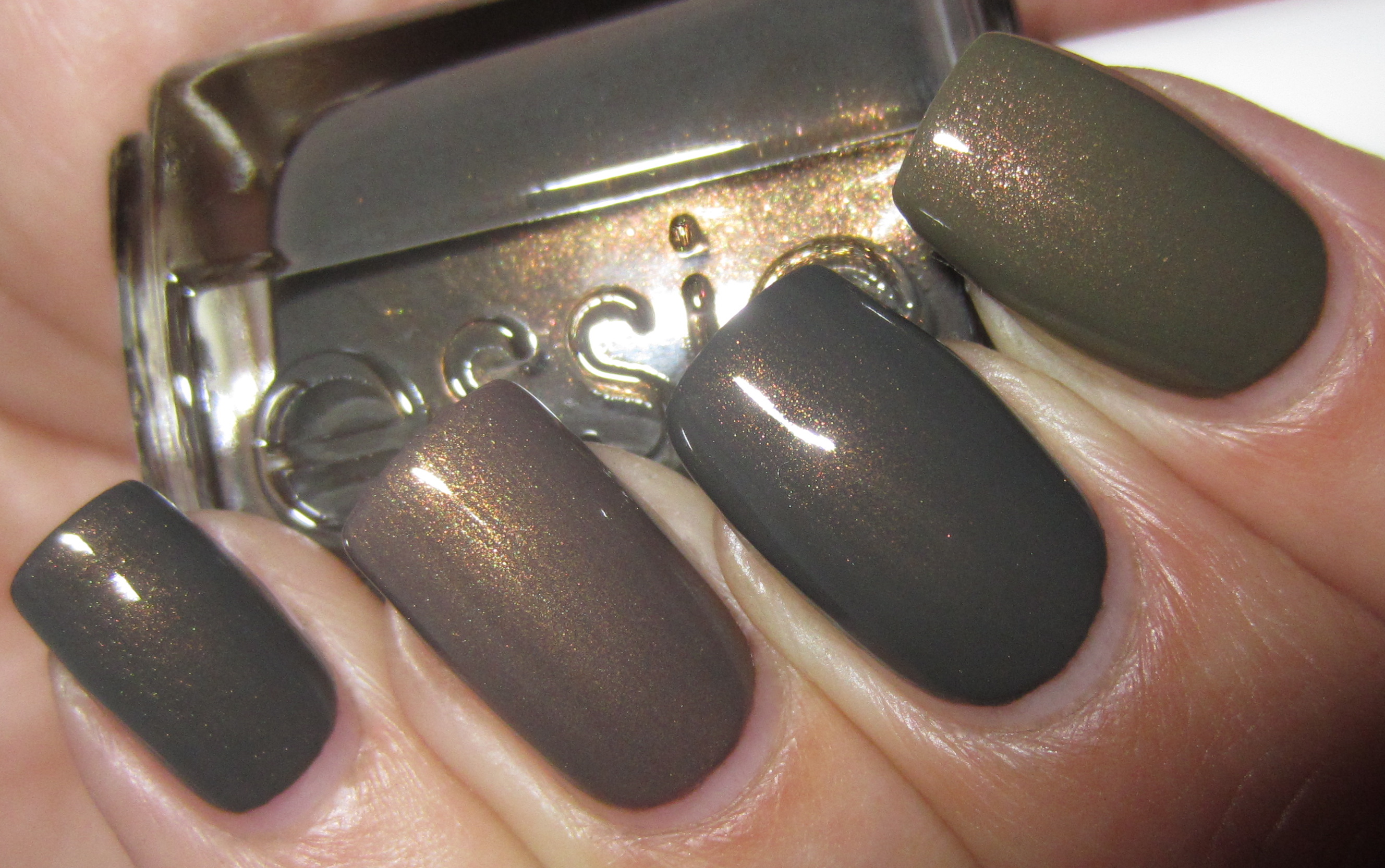 Armed & Ready vs Exquis vs Metallic Sage swatch (flash)