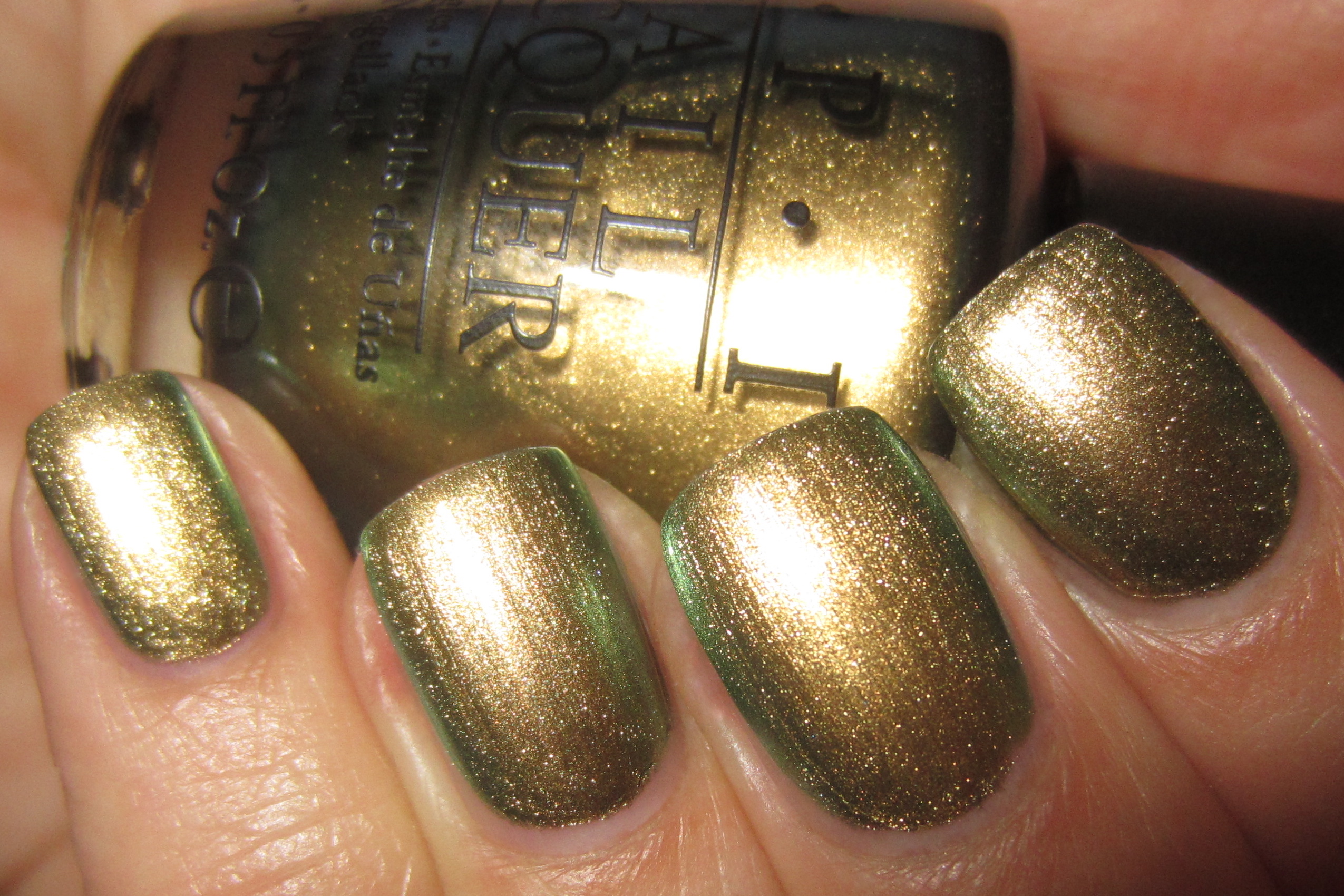 Just Spotted vs Peridot swatch (flash)