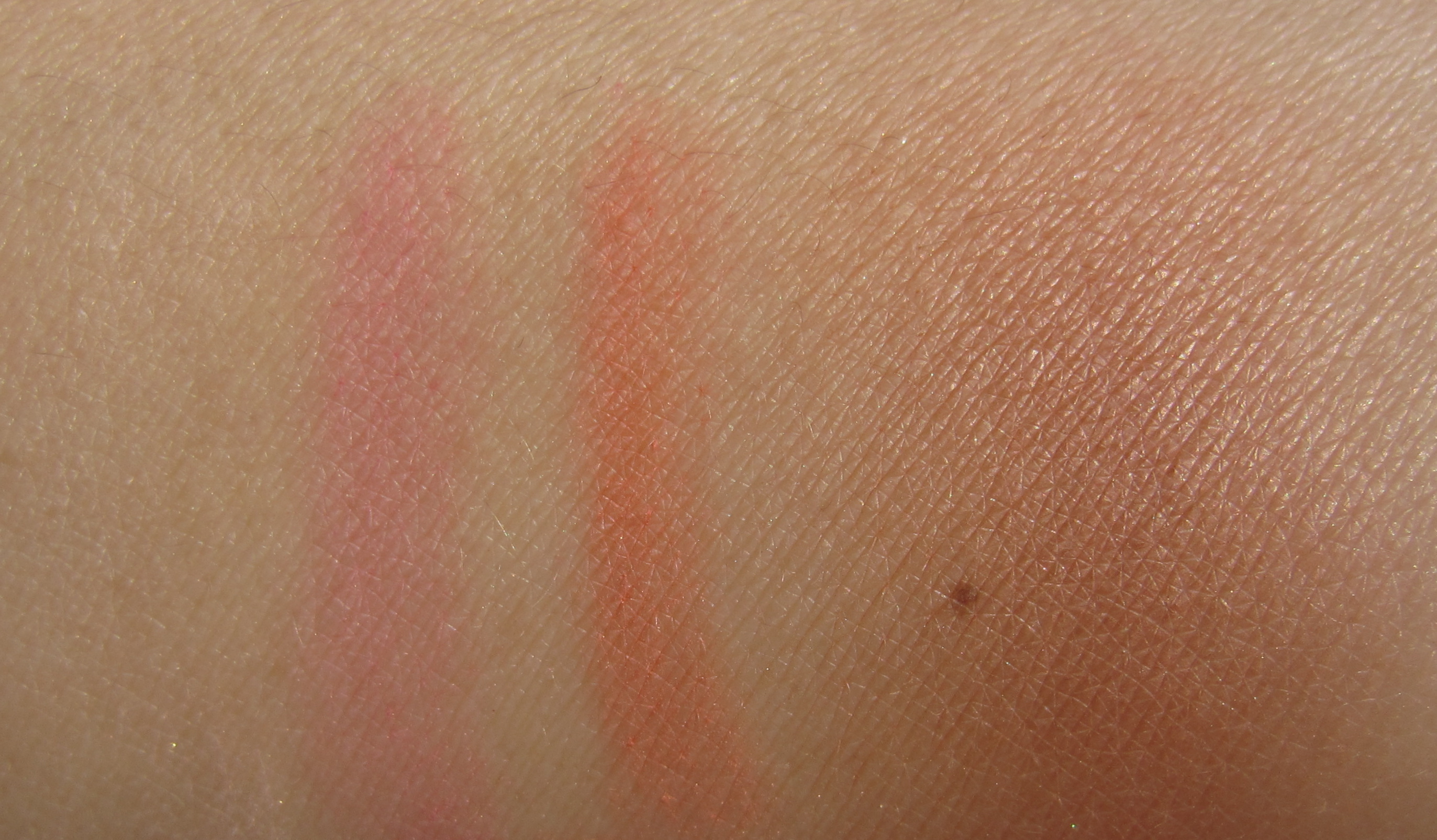Guerlain Terra Azzurra swatch (sunlight)