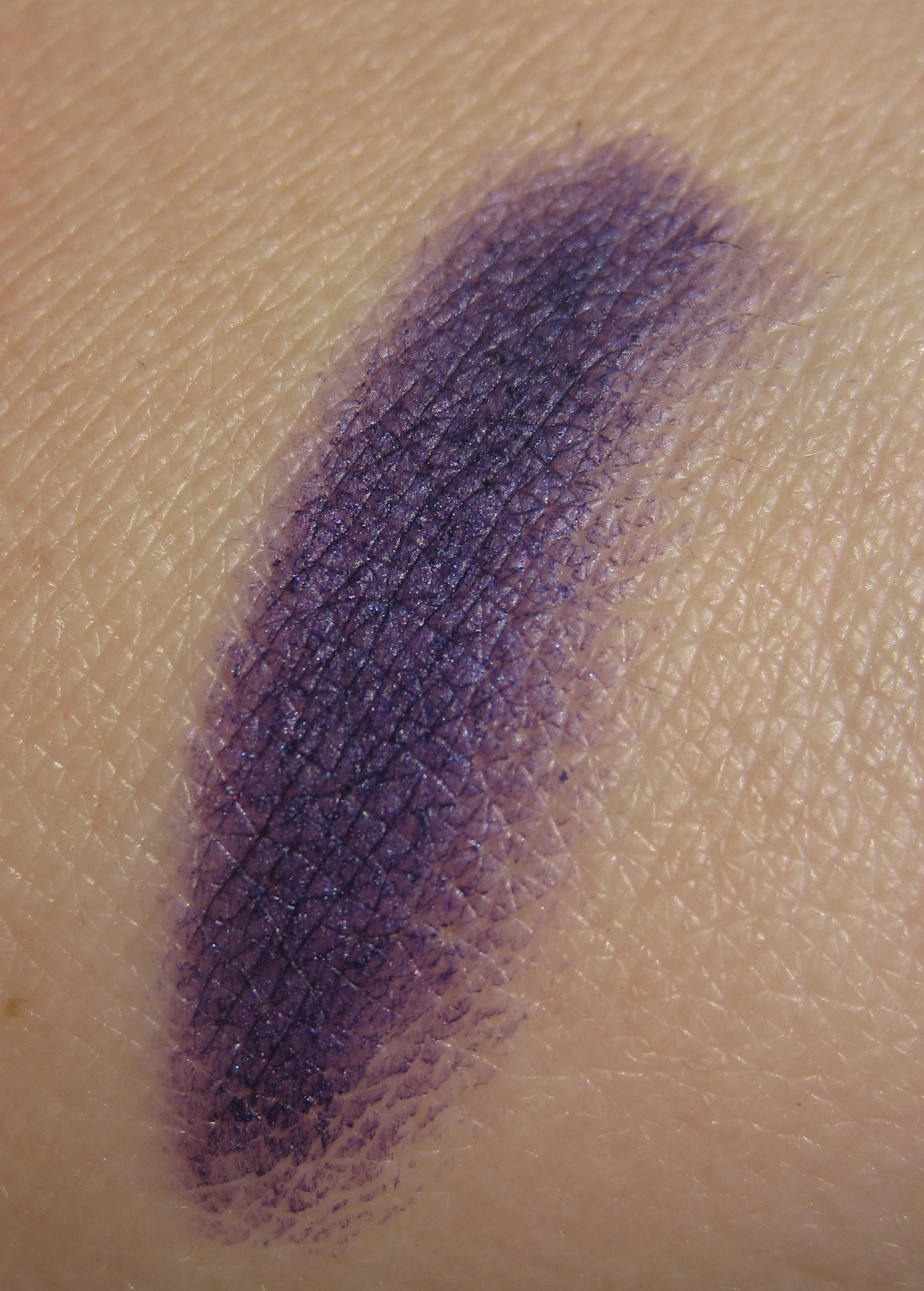 Guerlain Blu Acqua swatch (sunlight)