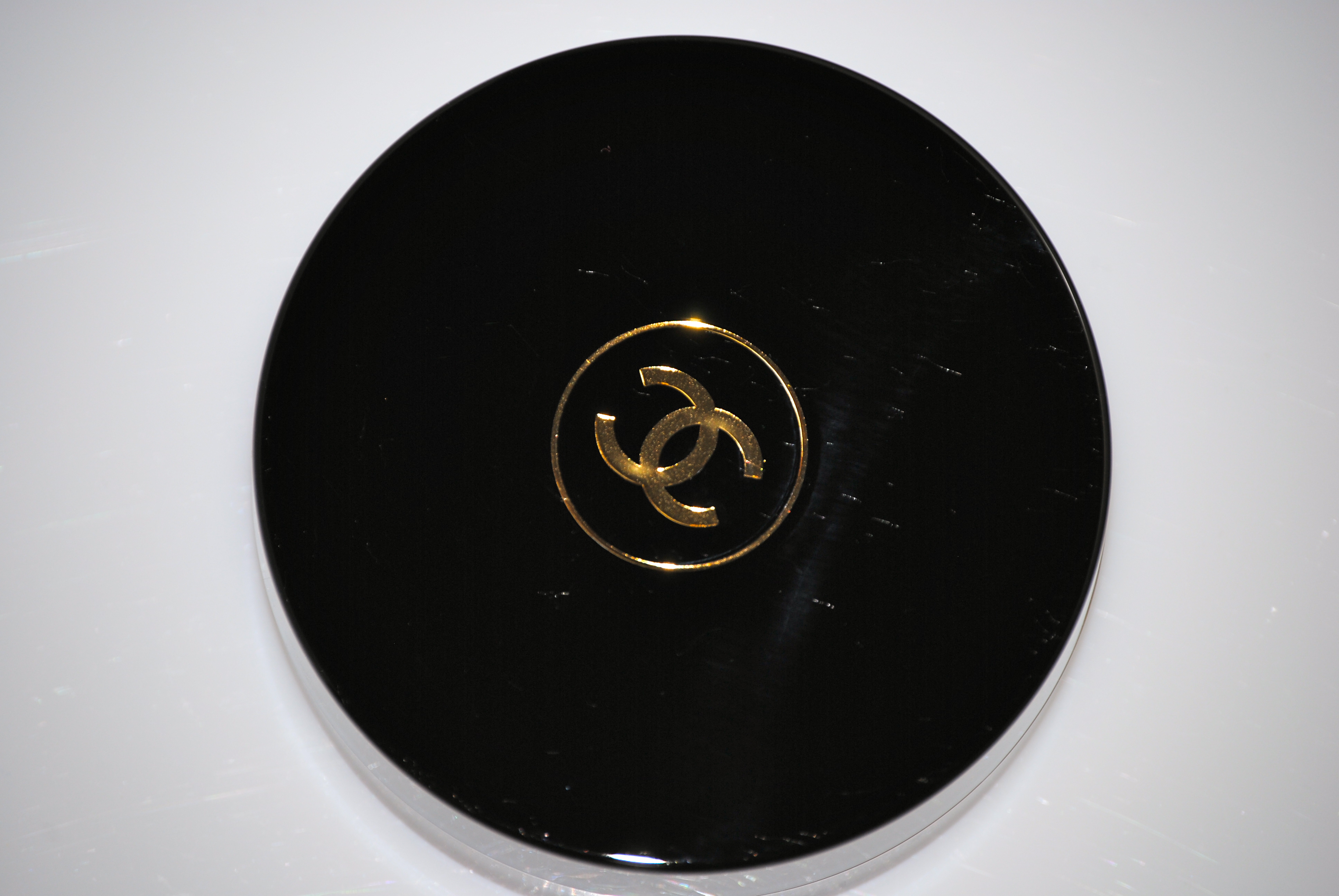 Soleil Tan de Chanel (closed container)
