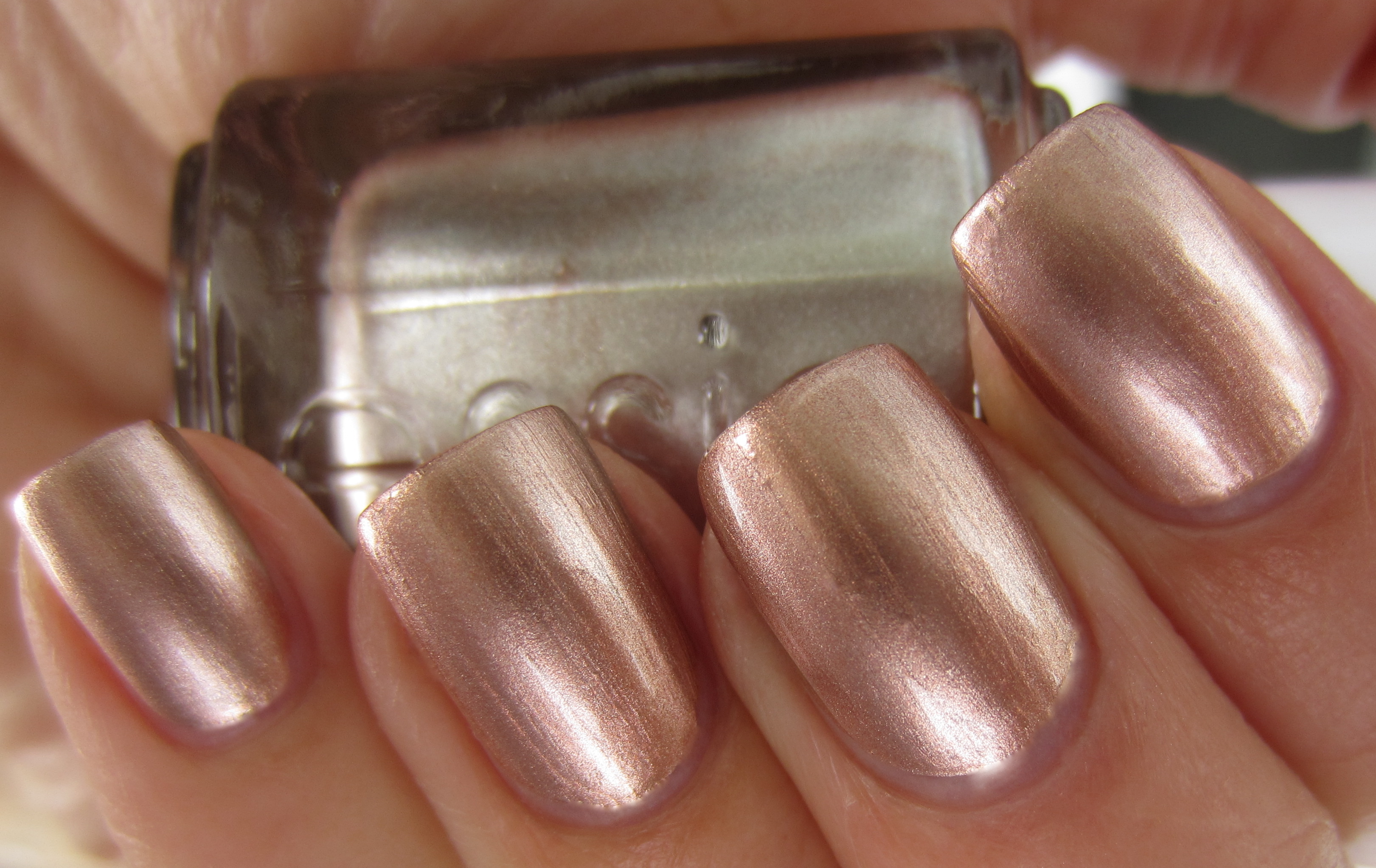 Penny Talk swatch (indoors)