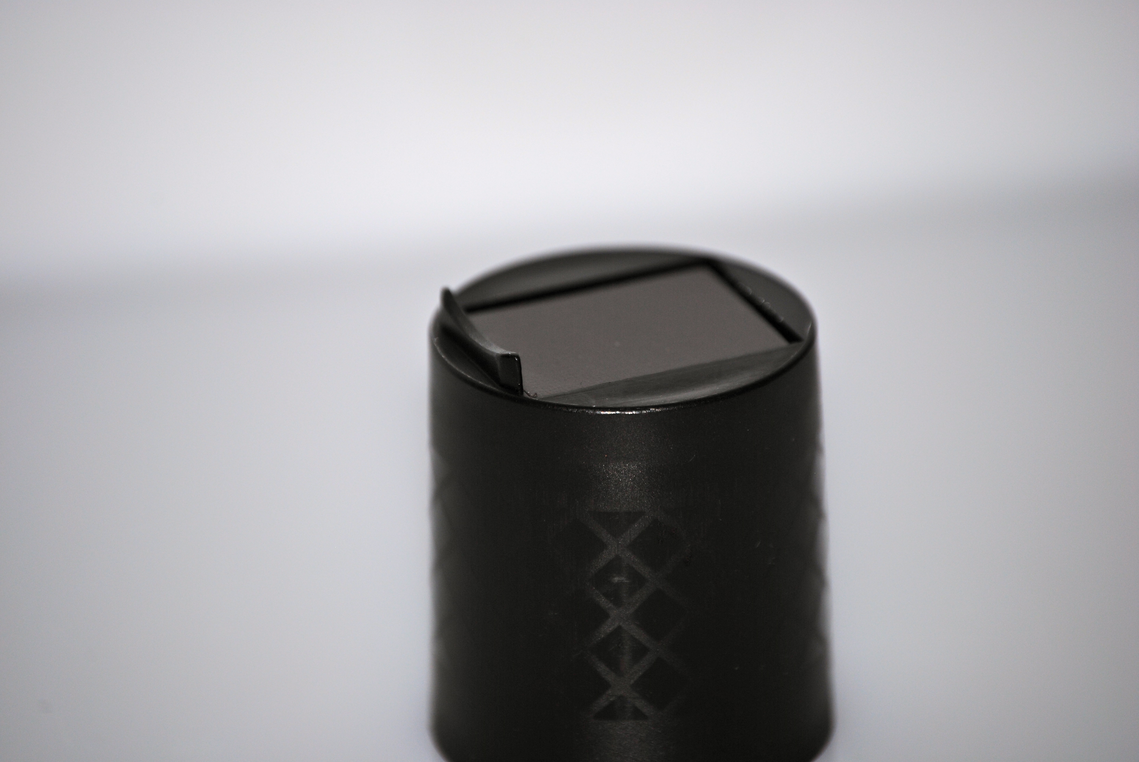 nails inc. Piccadilly (magnetic cap)