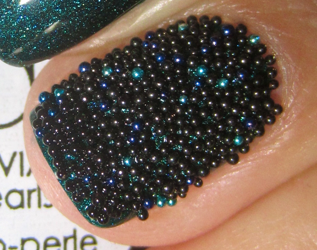 Ciaté Black beads & Saint-George (macro)