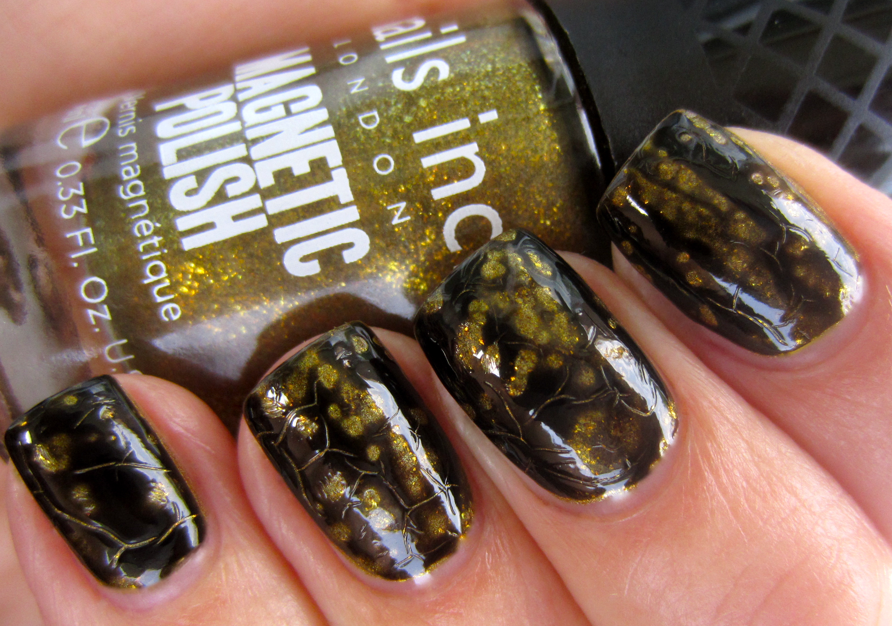 Piccadilly with Spotted swatch (indoors)
