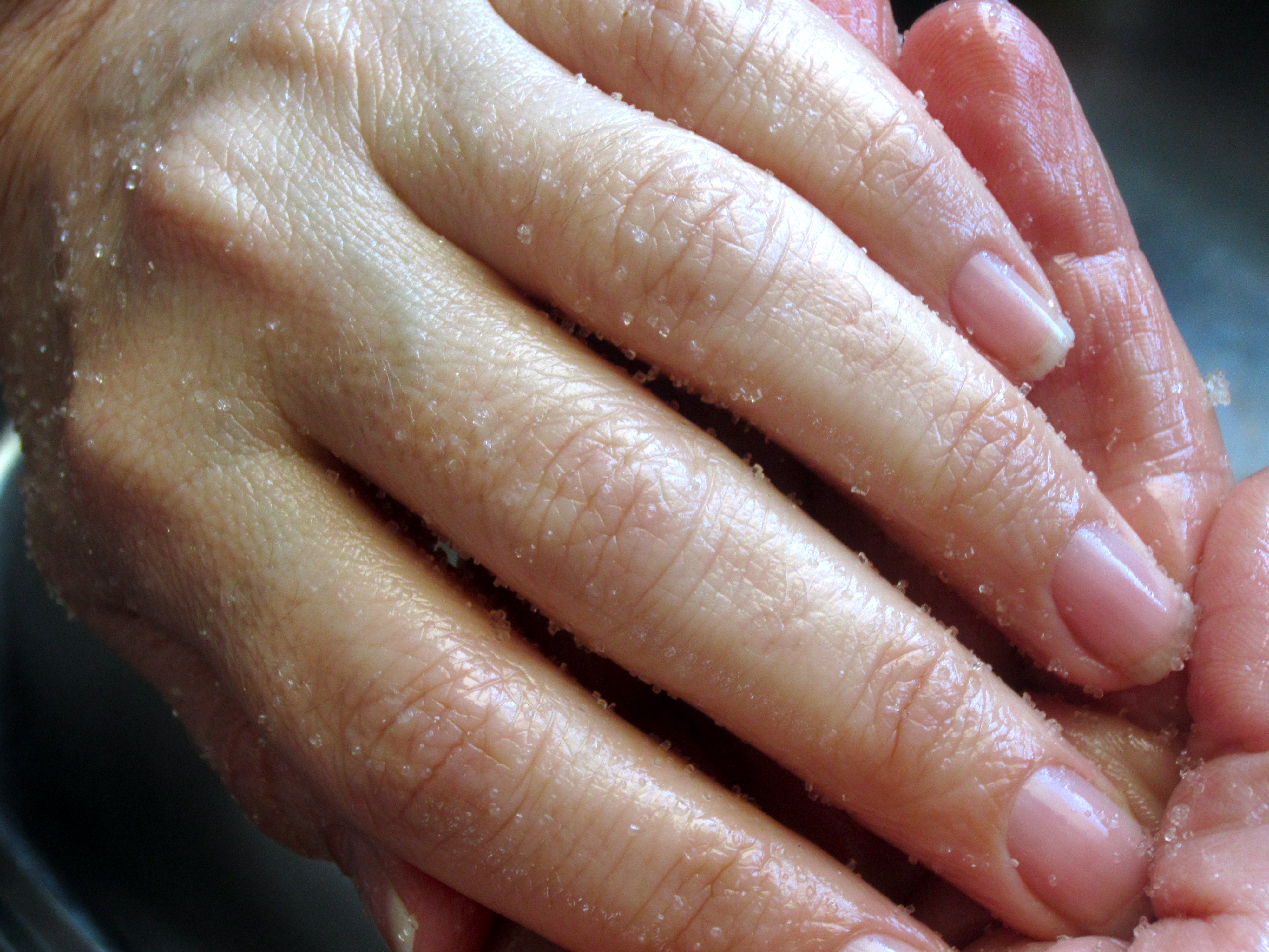 L'Occitane One Minute Hand Scrub swatch (applied)