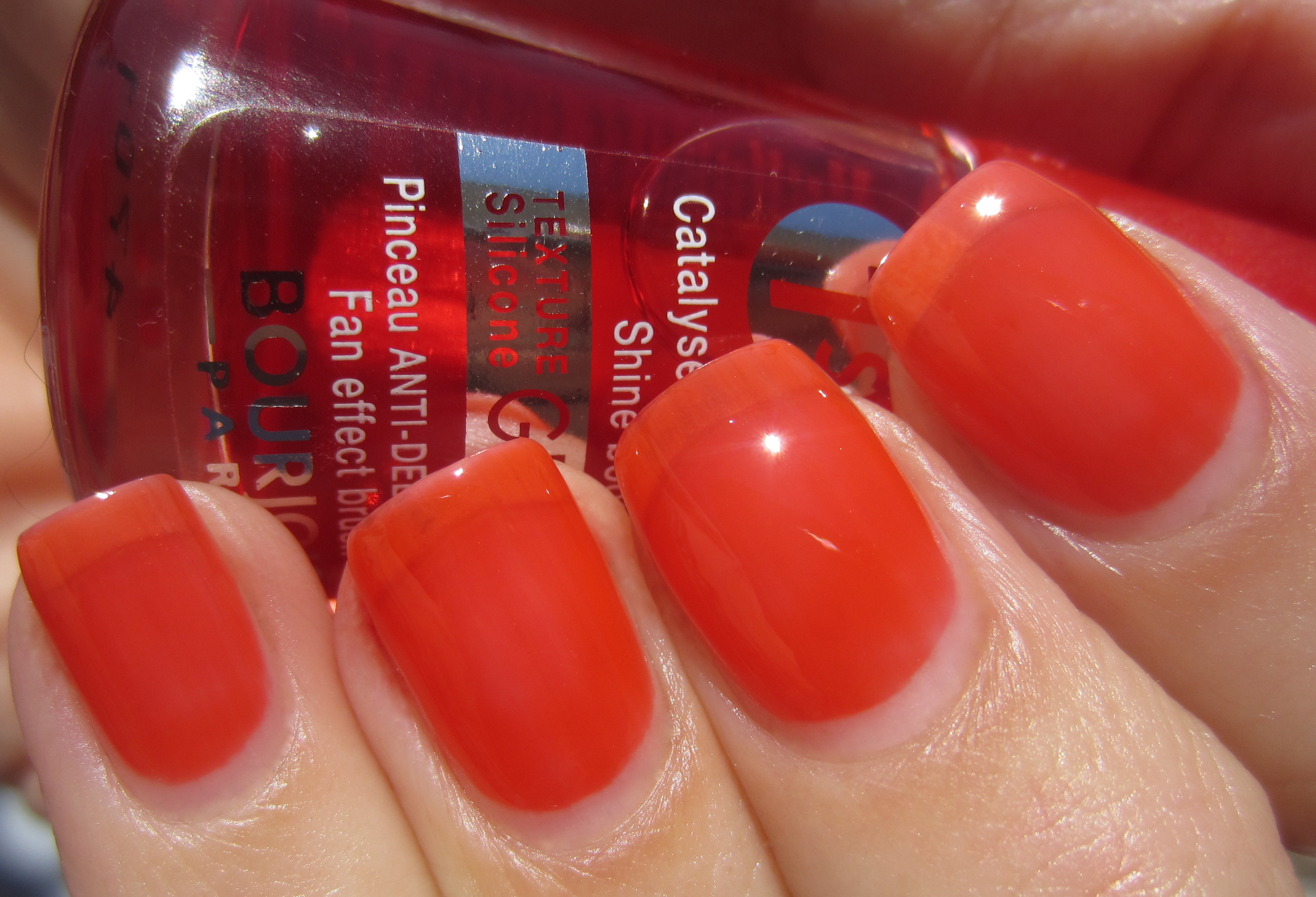 Bourjois Grenadine Tonis swatch (2 coats/sunlight)