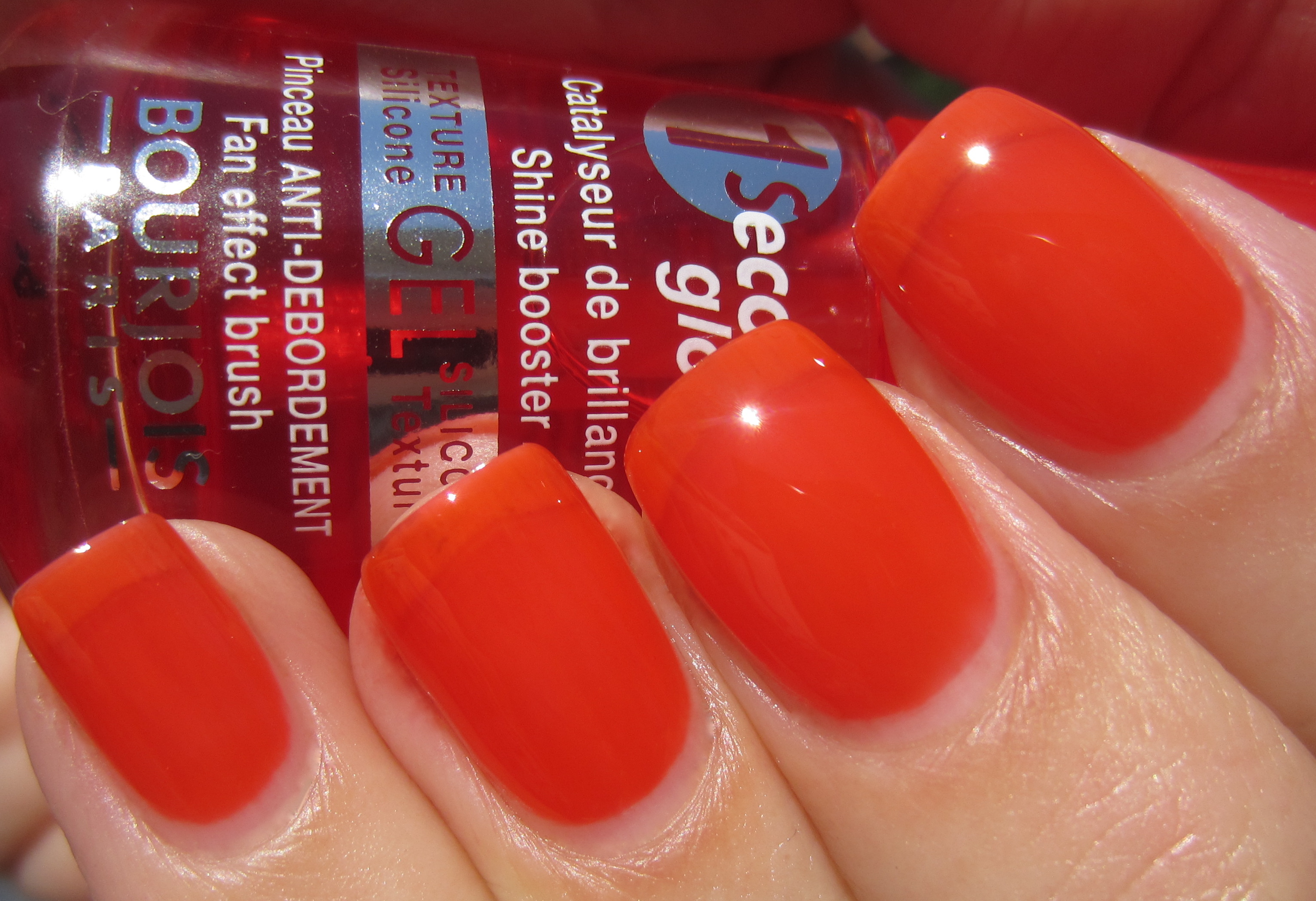 Bourjois Grenadine Tonic swatch (3 coats/sunlight)