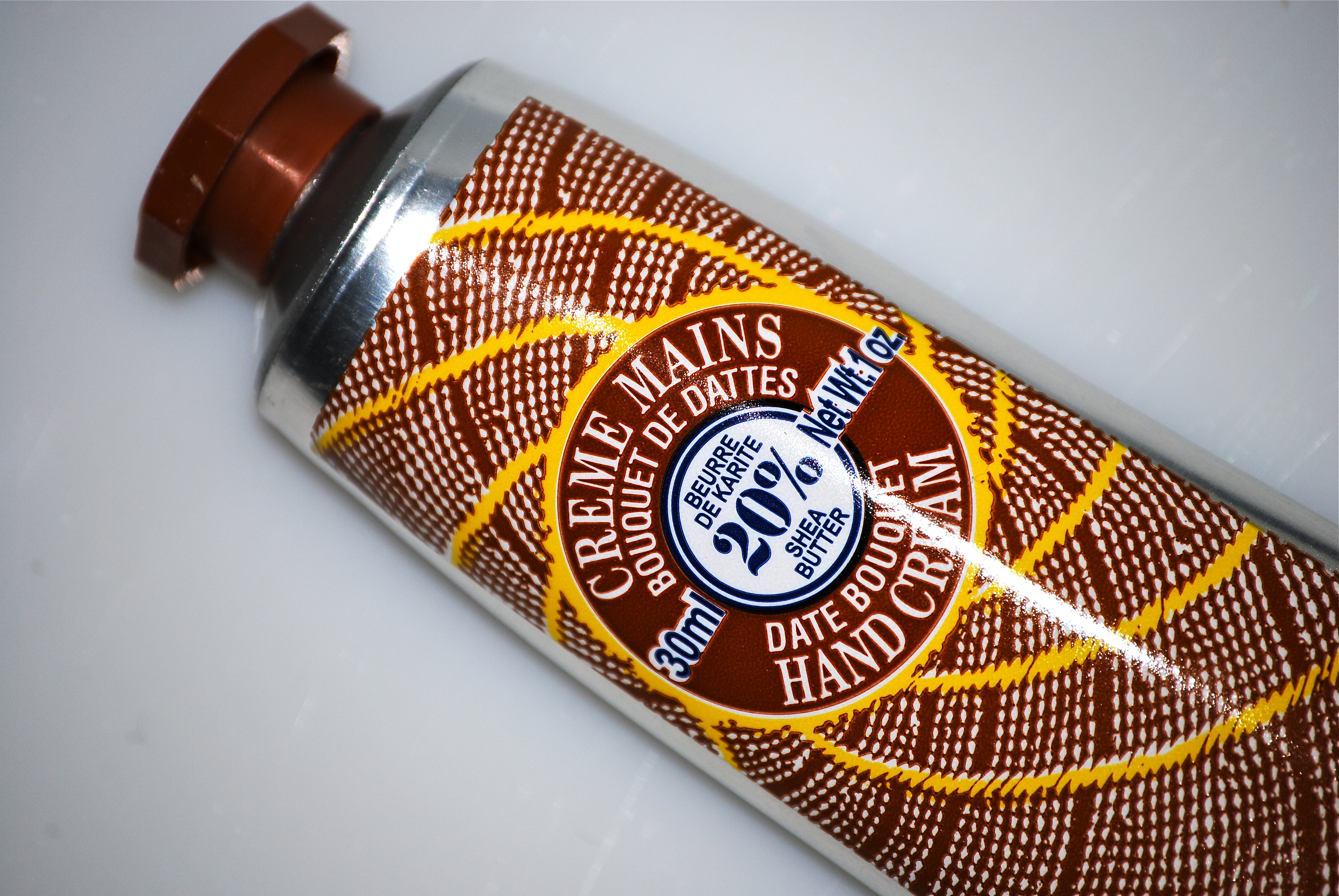 Date Bouquet Hand Cream (macro)
