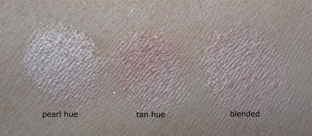 Chanel Lumière d'Artifices Beiges swatch (natural light)