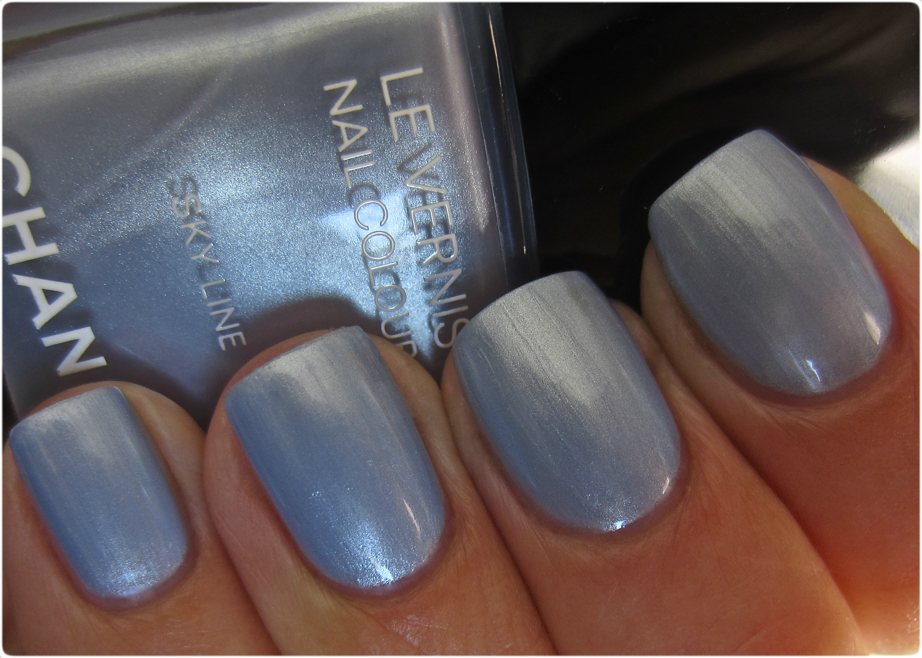 Chanel Sky Line swatch (shade 2)