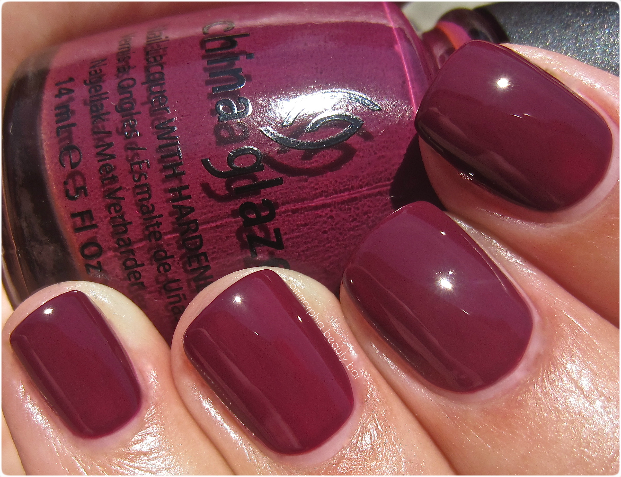 CG Purr-fect Plum swatch 2