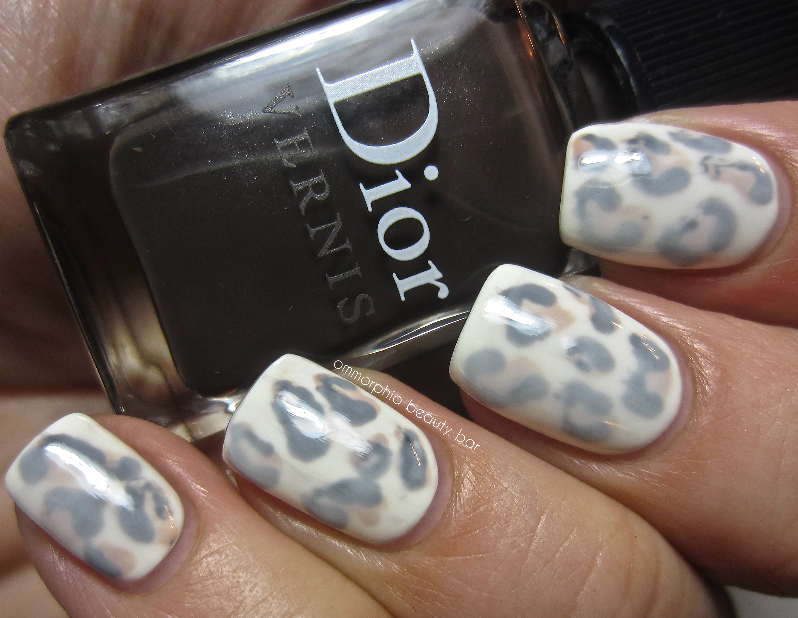 Snow Leopard swatch 2